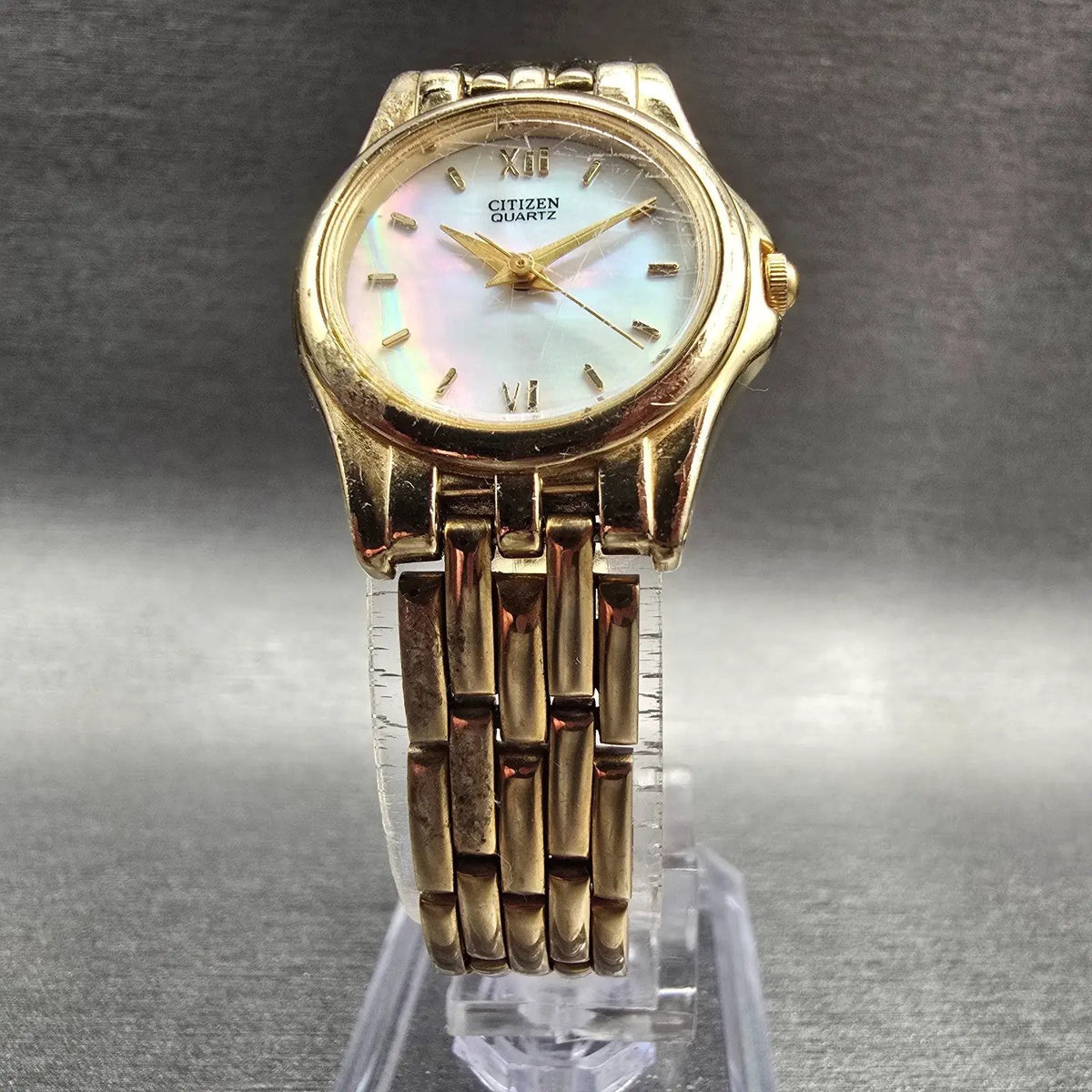 Citizen Watch Women 23mm MOP Dial Gold Tone Round 1032-S69764 New Battery VTG 125