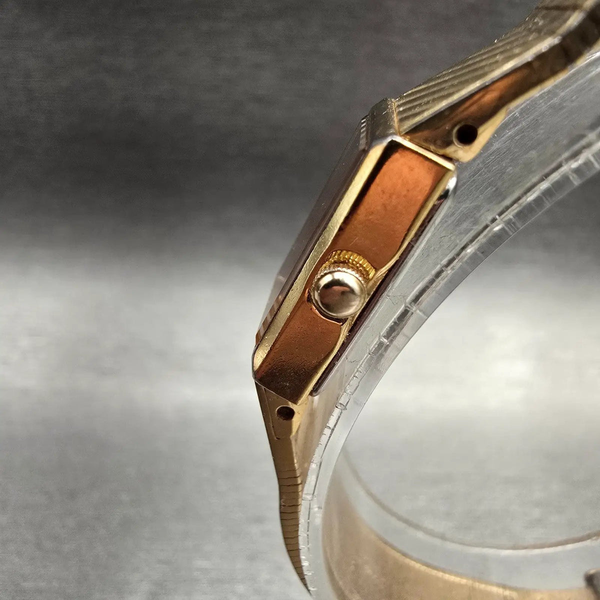 Seiko Watch Women 13mm Gold Dial Gold Tone Rectangle 1E20-5109 New Battery VTG2