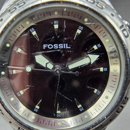 Fossil Blue Watch Men 40mm Red & Silver Dial Silver Tone AM-3614 New Battery1