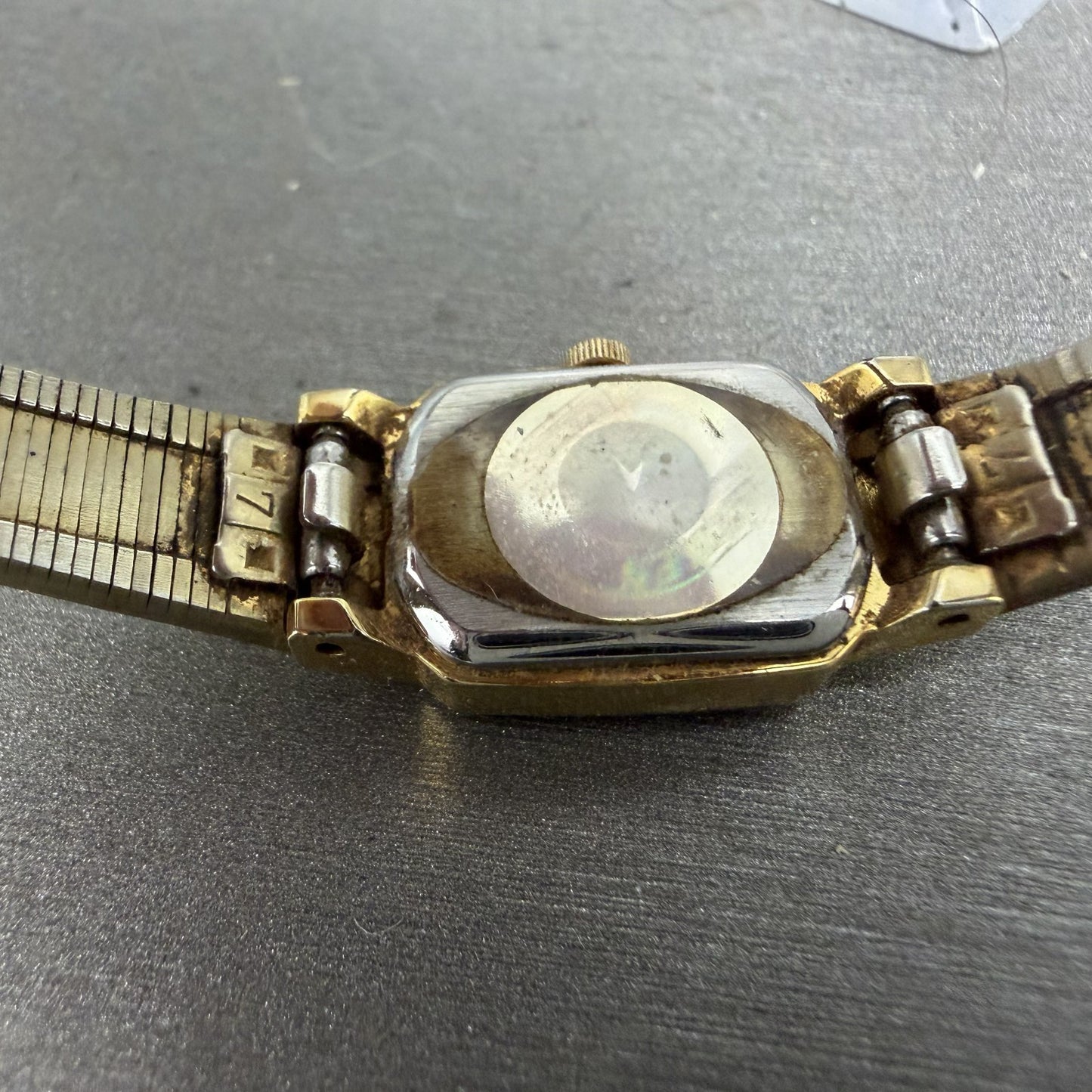 Citizen CQ Tank Watch Women 13mm Champagne Dial Gold Tone 2250 New Battery9