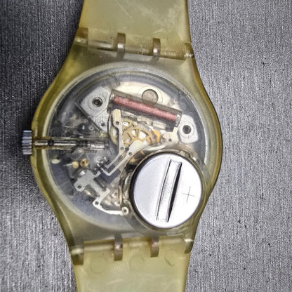 Swatch Gent CALENDARIUM Watch Men White Dial Clear Case Daydate GK726 New Batt10