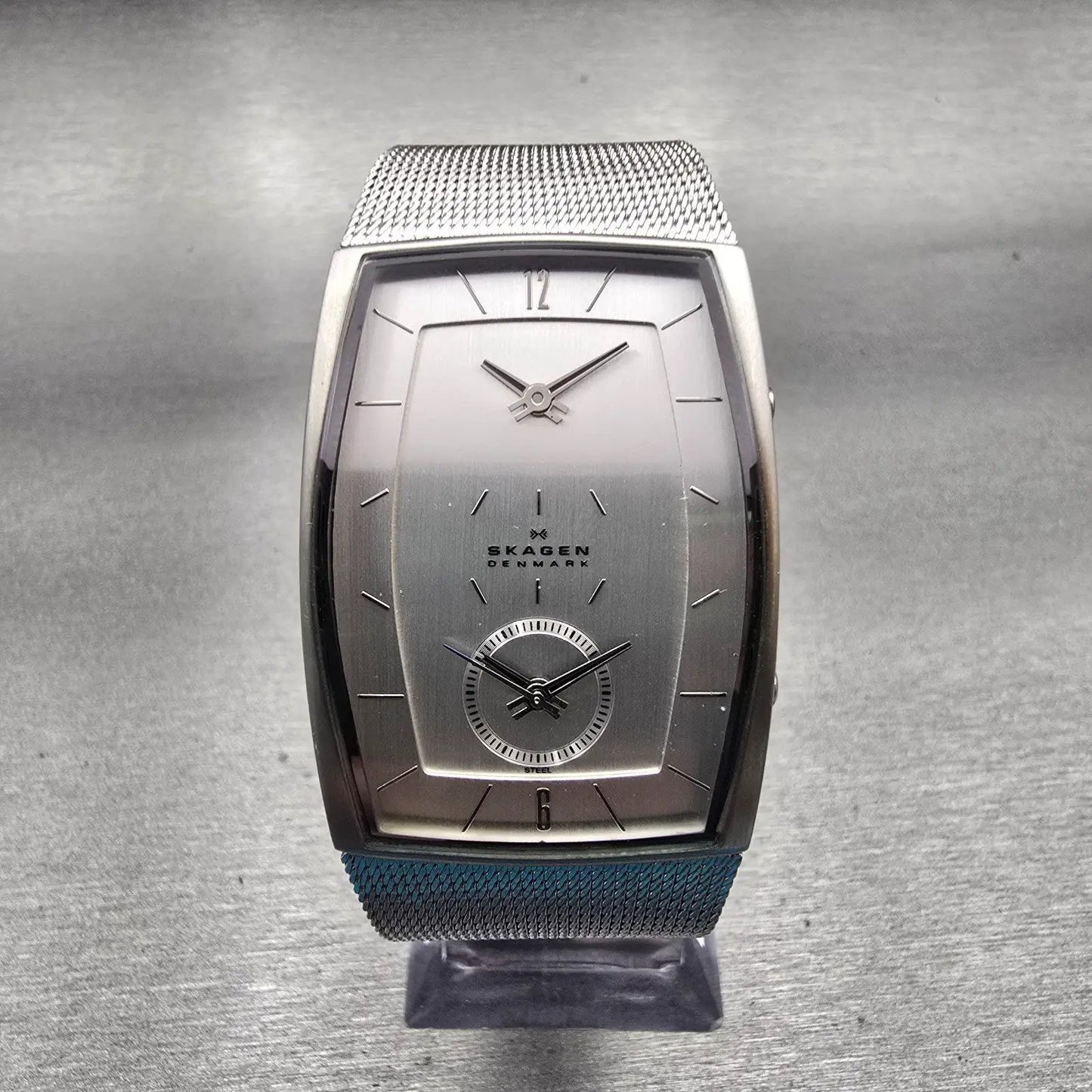 Skagen Dual Time Watch Men 30mm Silver Dial Silver Tone Rectangle 281LSS New Bat0