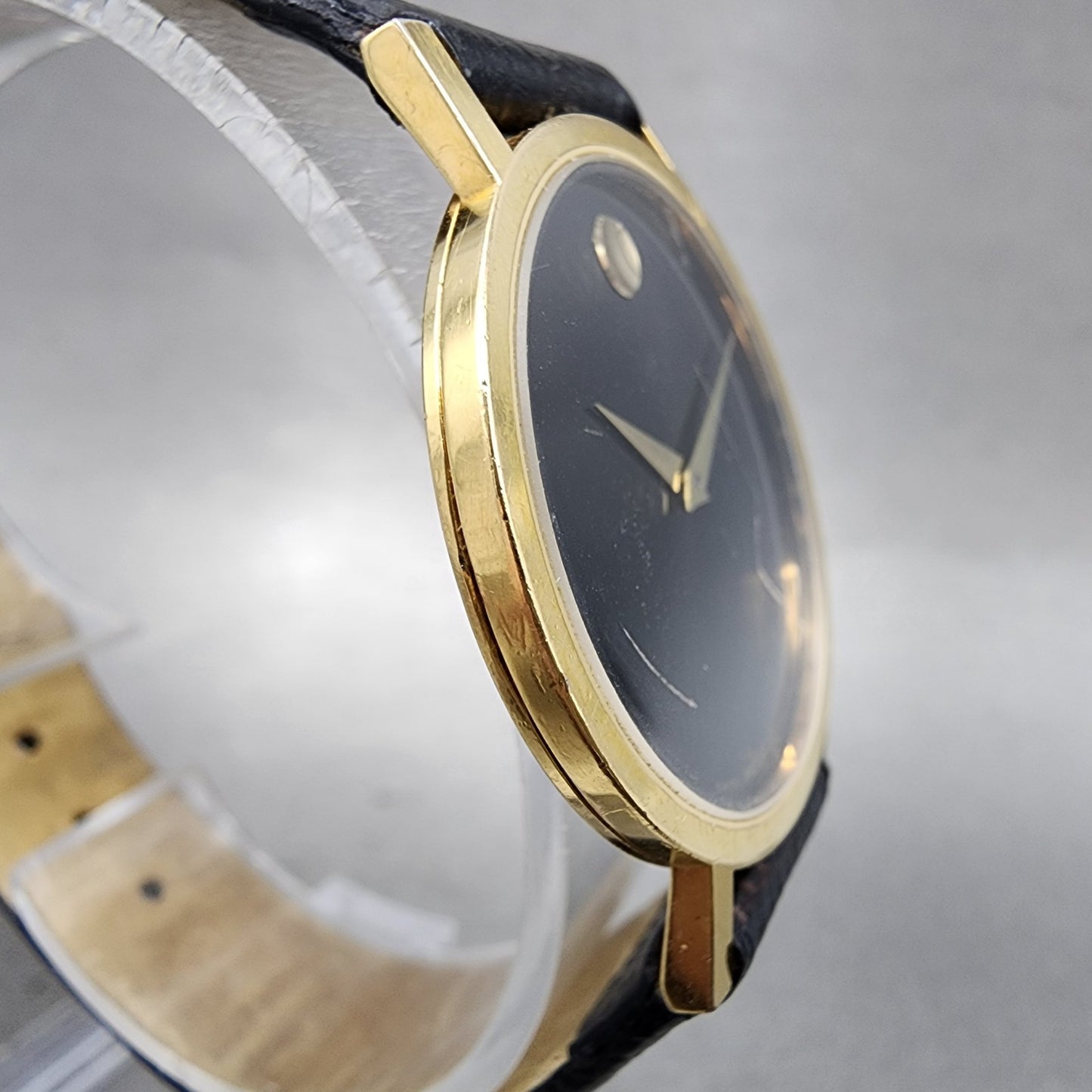 Movado Museum Watch 31mm Women Black Dial Gold Tone Round 87.45.882 New Batt ABC3