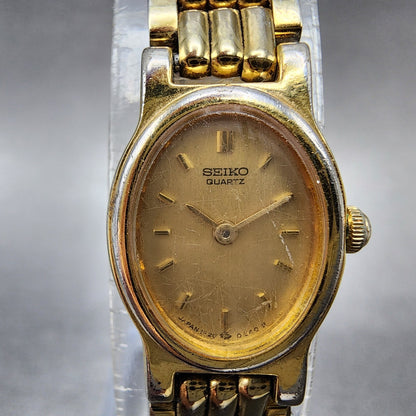 Seiko Watch Women 15mm Gold Dial Gold Tone Oval 1F205B90 New Battery Vintage1