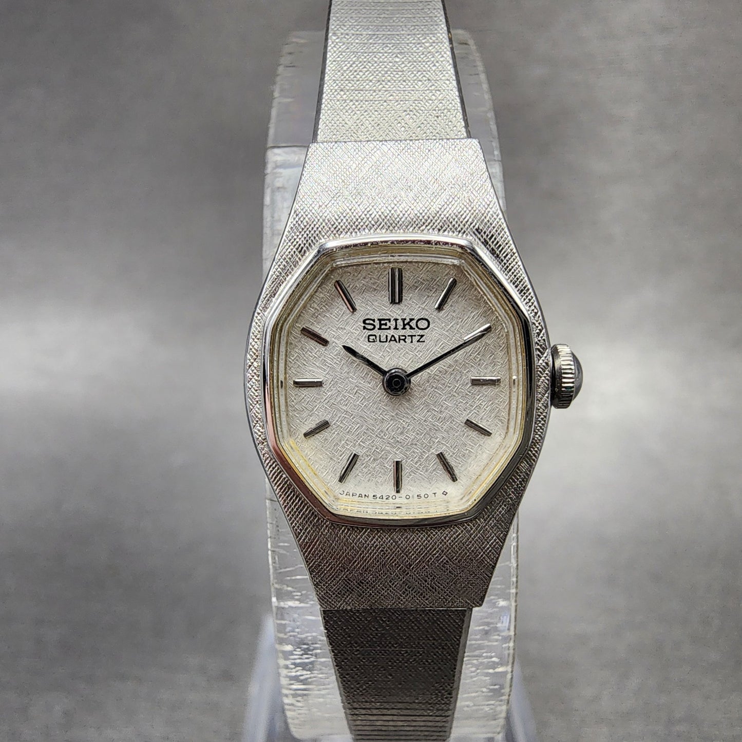 Seiko Watch Women 17mm White Dial Silver Tone Round 54205059 New Battery VTG0