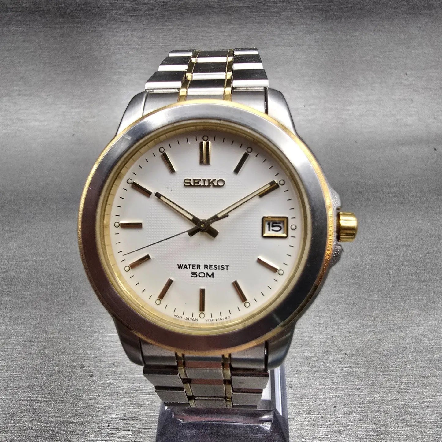 Seiko Watch Men 38mm White Dial Two Tone Date Round V742-6119 New Battery VTG0