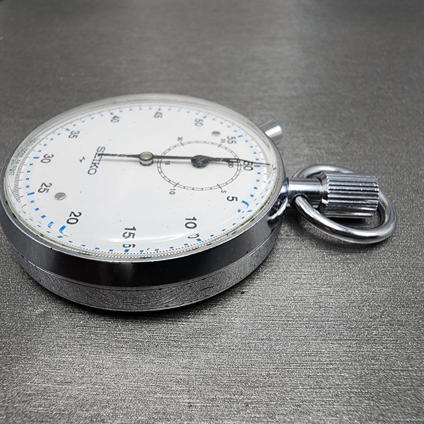 VTG Seiko Stopwatch 885021 Silver Tone White Dial Manual Wind Runs5
