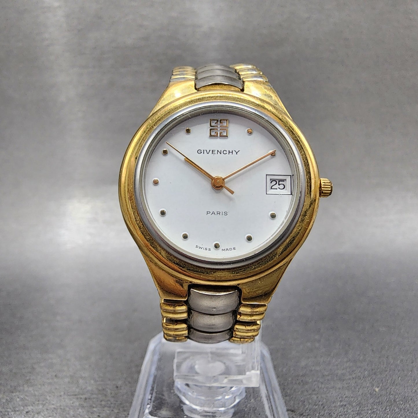 Givenchy Kashmir Watch Women 31mm White Dial Two Tone Date Round New Battery5