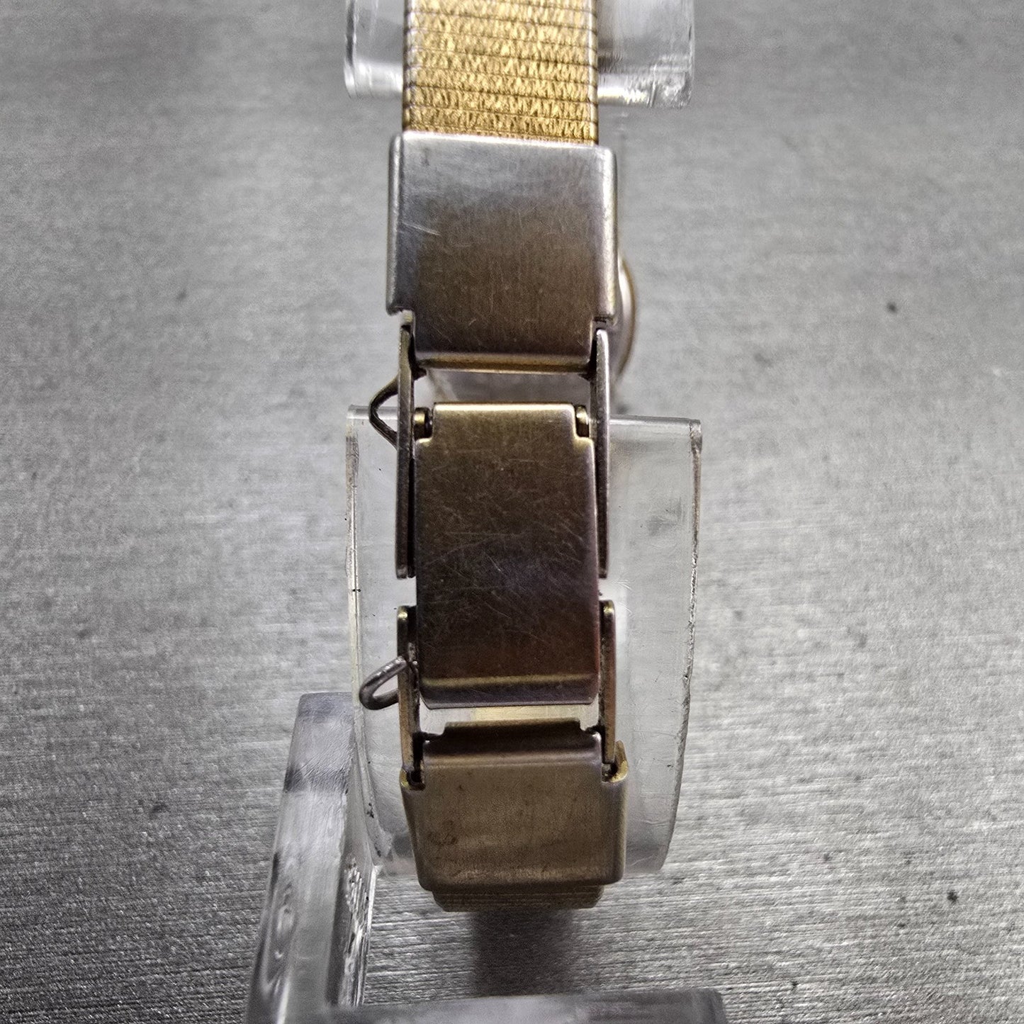 Seiko Watch Women 19mm Champagne Dial Gold Tone Round 4N00-0661 New Battery VTG7