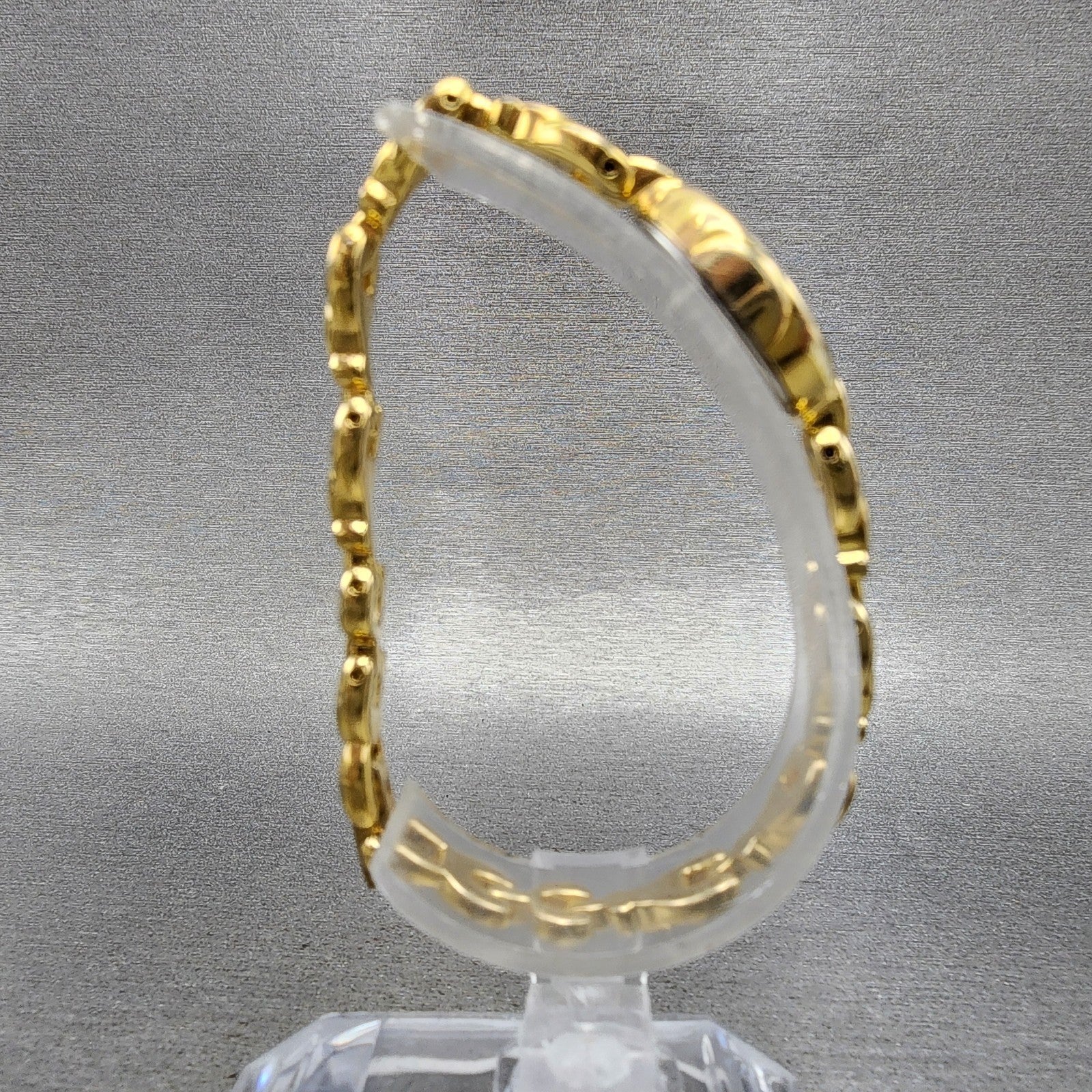 Citizen Watch Women 16mm Champagne Dial Gold Tone Oval 3220S36483 New Battery8