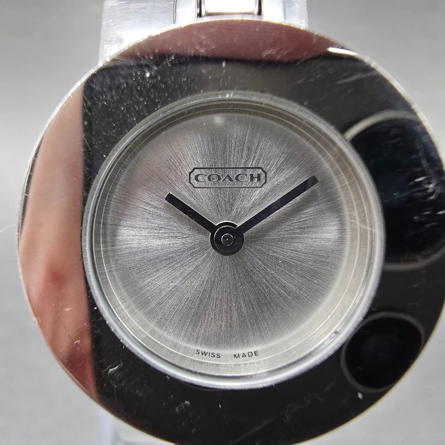 Coach Watch Women 23mm Silver Dial Silver Tone Round 0252 New Battery1
