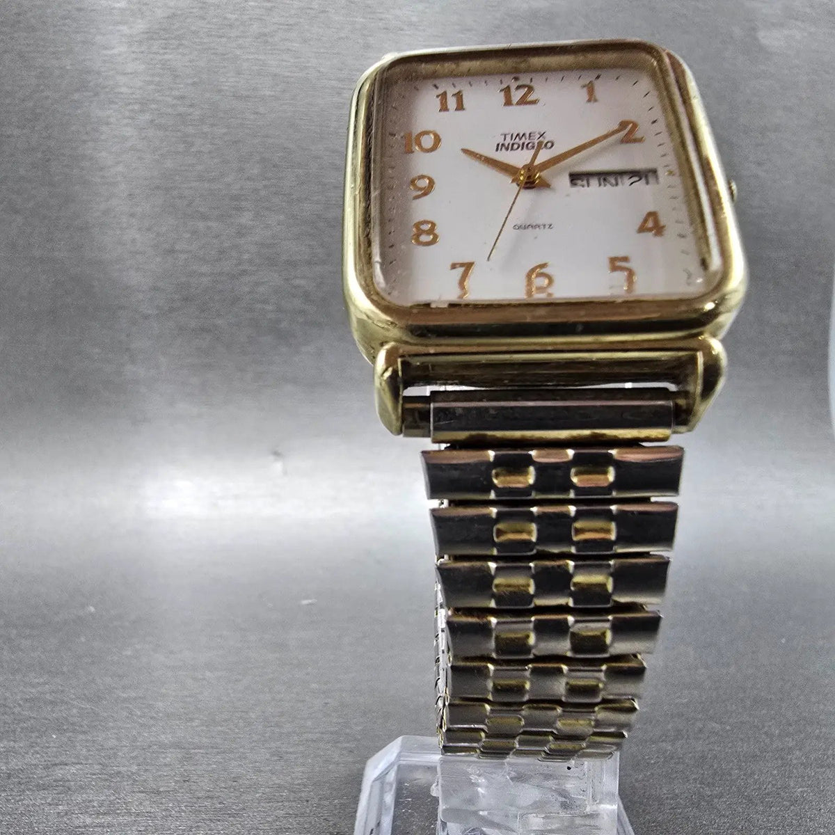 Timex Tank Watch Men 30mm White Dial Gold Rectangle Daydate Indiglo New Battery5