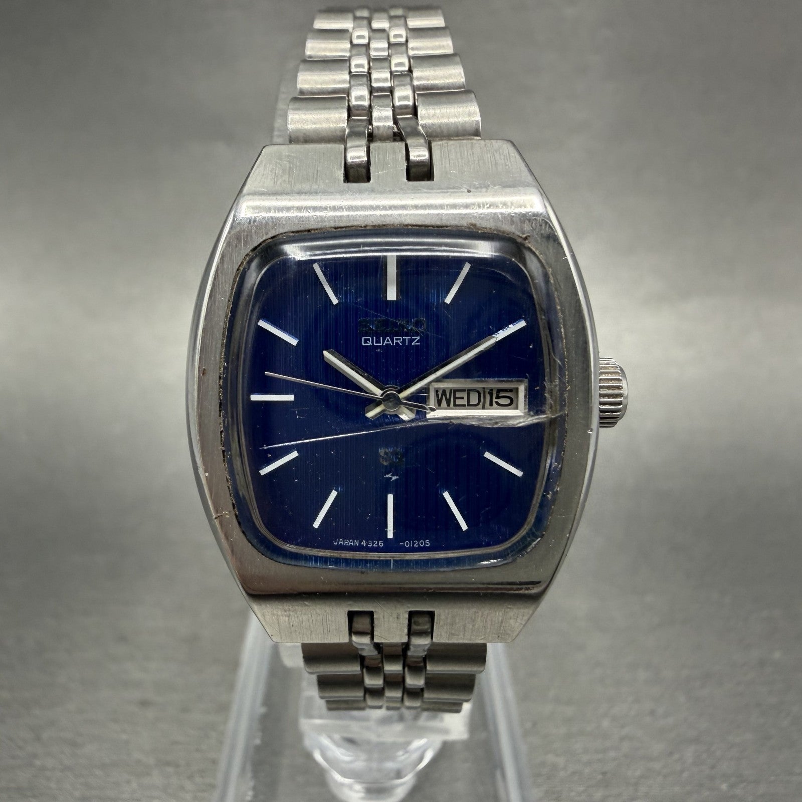 Seiko SQ Watch Women 25mm Blue Dial Silver Tone Daydate 43265029 New Battery0