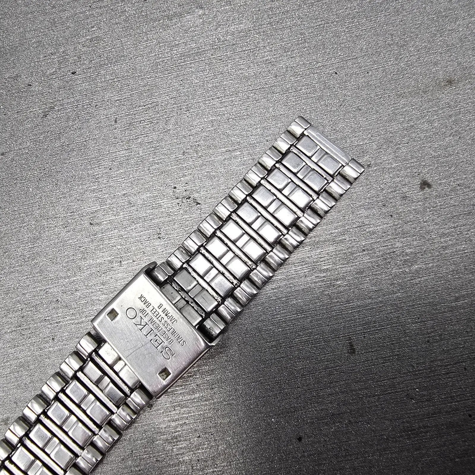 Seiko Watch Men 29mm Silver Dial Two Tone Date Octagon 6439-5039 PARTS Vintage9