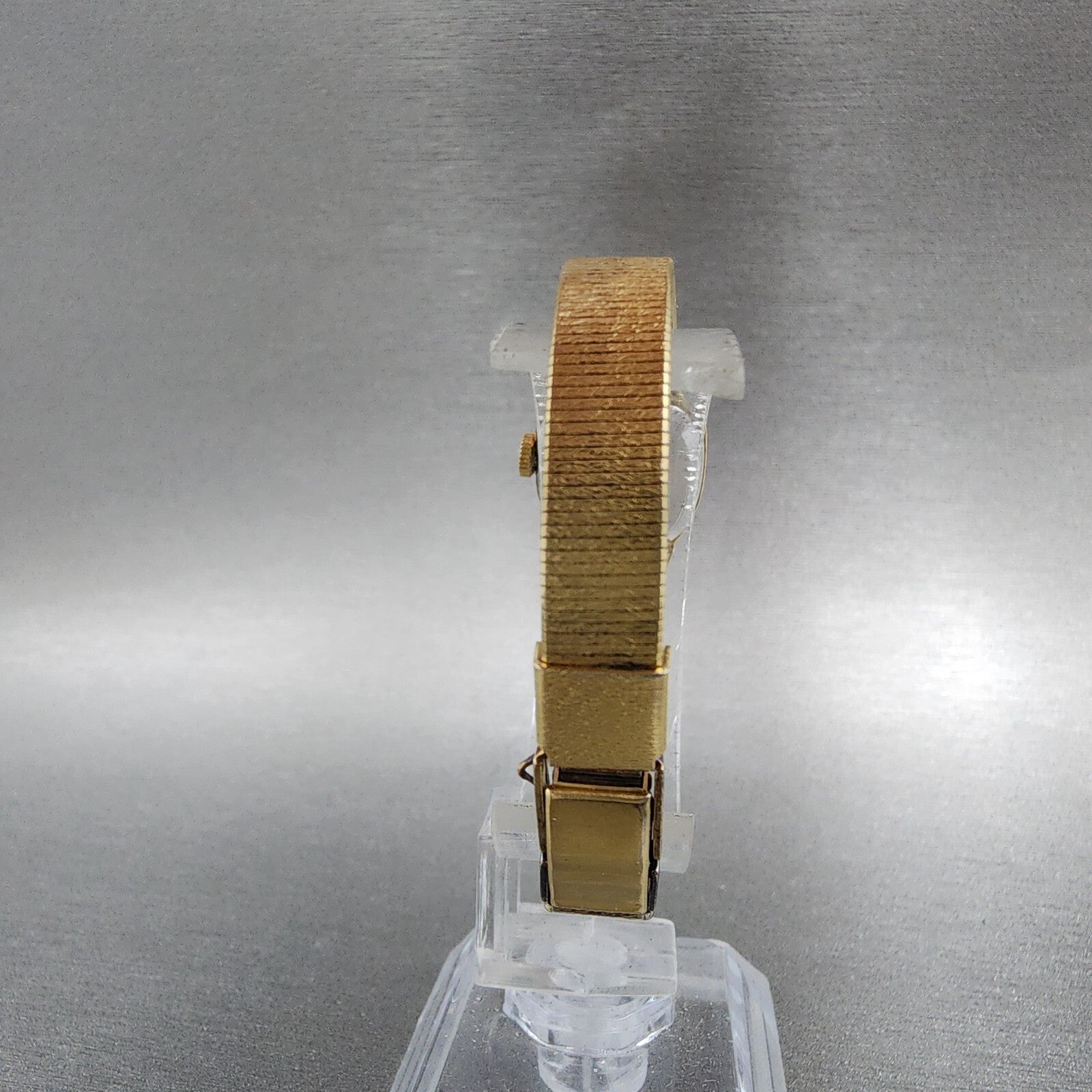 Seiko Watch Women 17mm Gold Dial Gold Gold Rectangle Manual Wind Runs 110055197