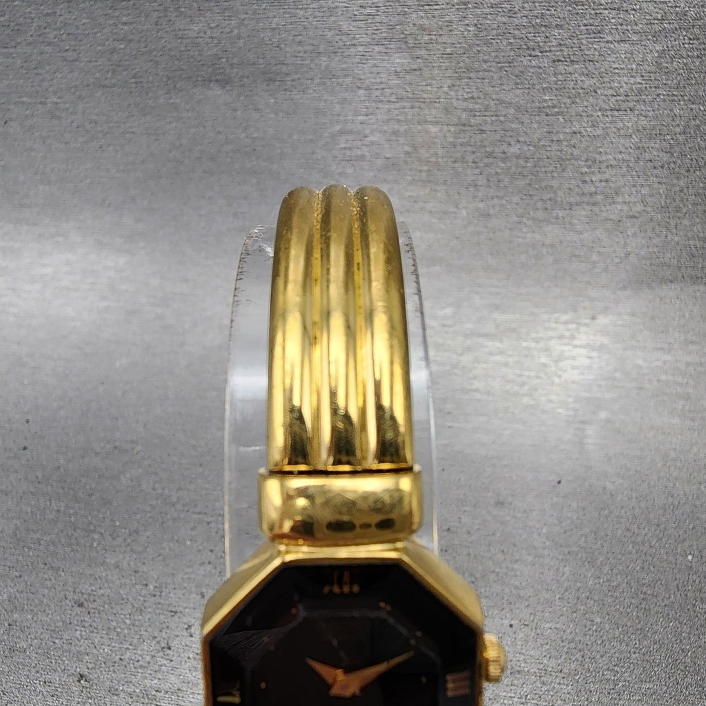 Seiko Watch Women 19mm Black Dial Gold Tone Hexagon 1n005e30 New Battery4