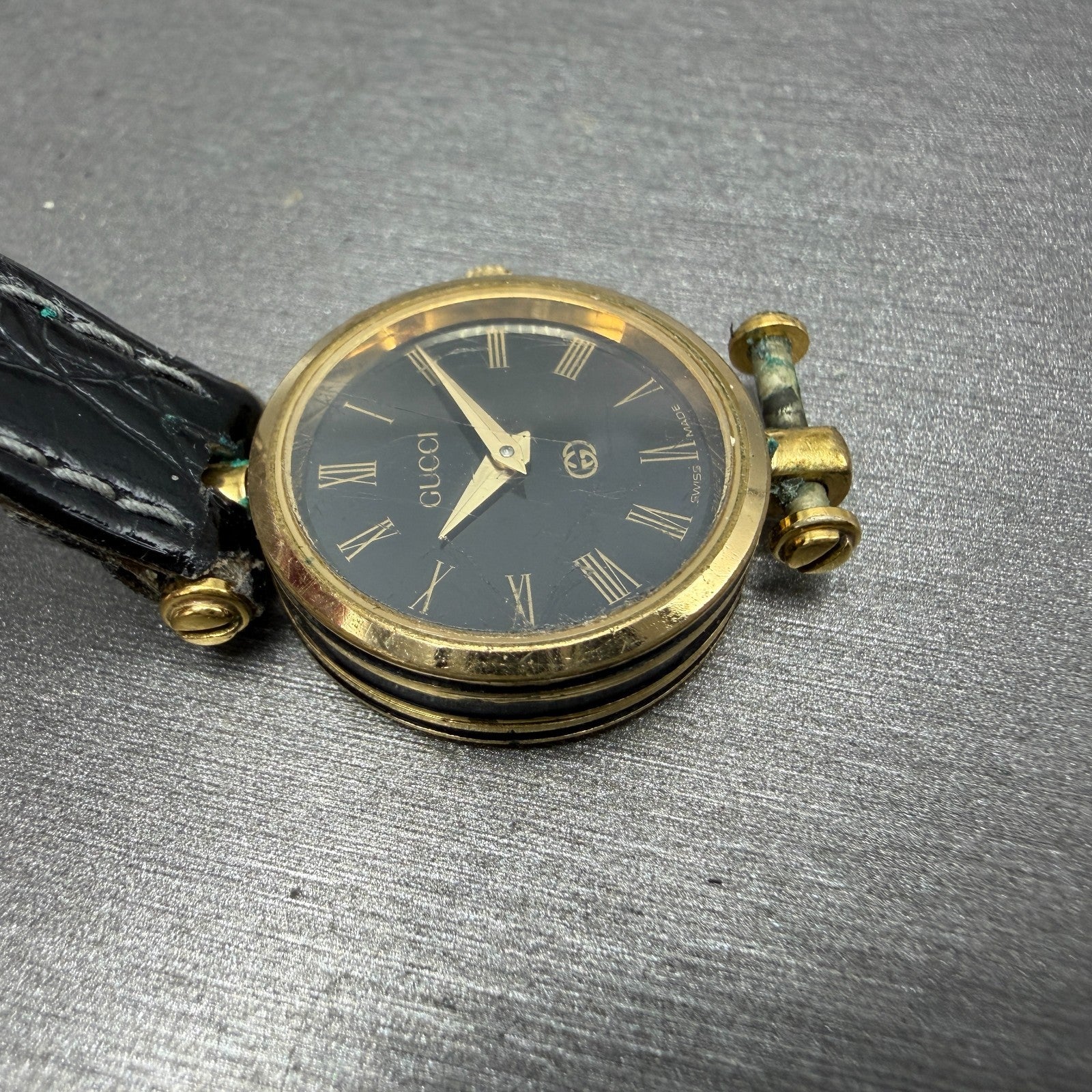 Gucci 2000L Watch Women 21mm Black Dial Gold Plated Round Vintage PARTS4