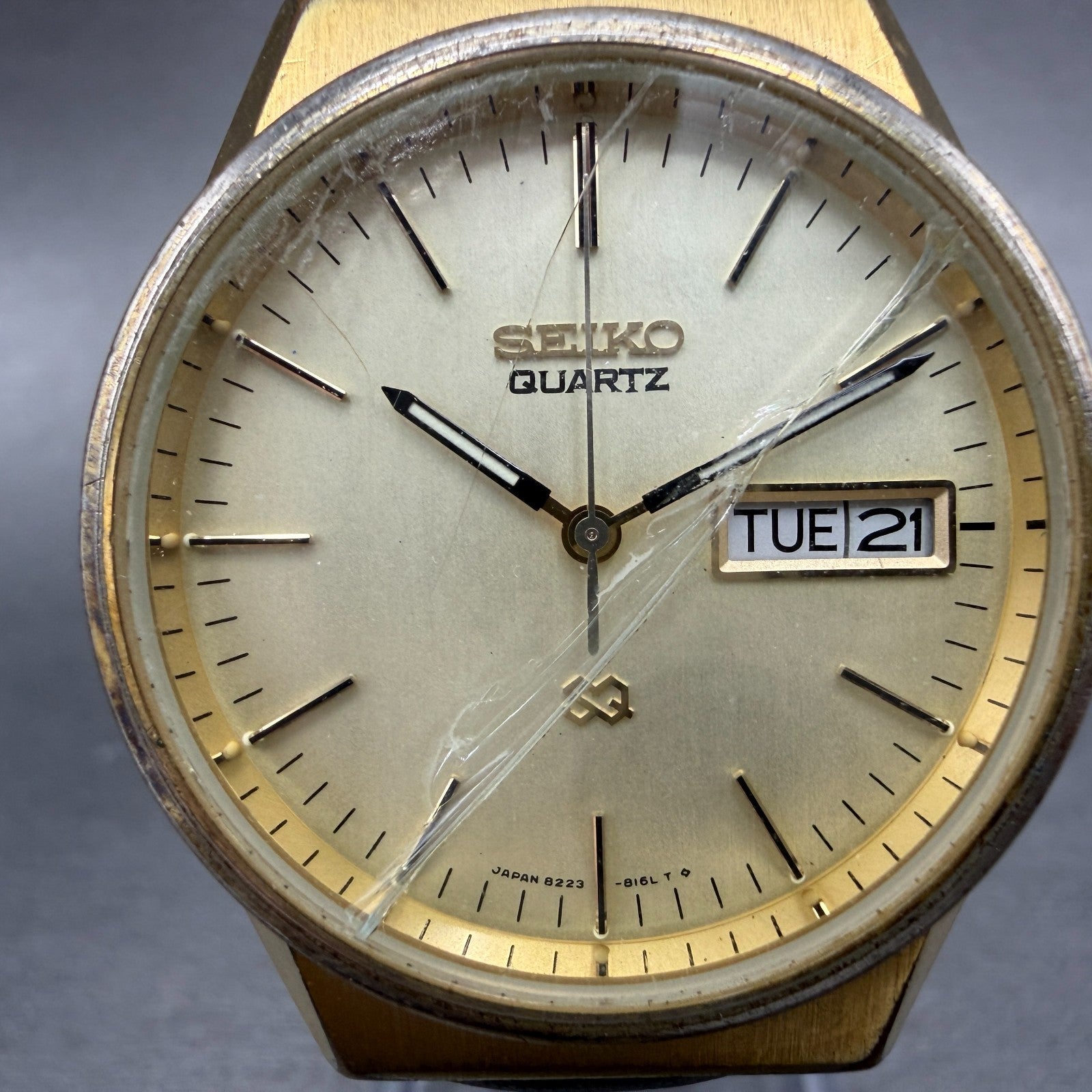 Seiko SQ Watch Men 34mm Champagne Dial Gold Tone Daydate 8223-8009 New Battery J1