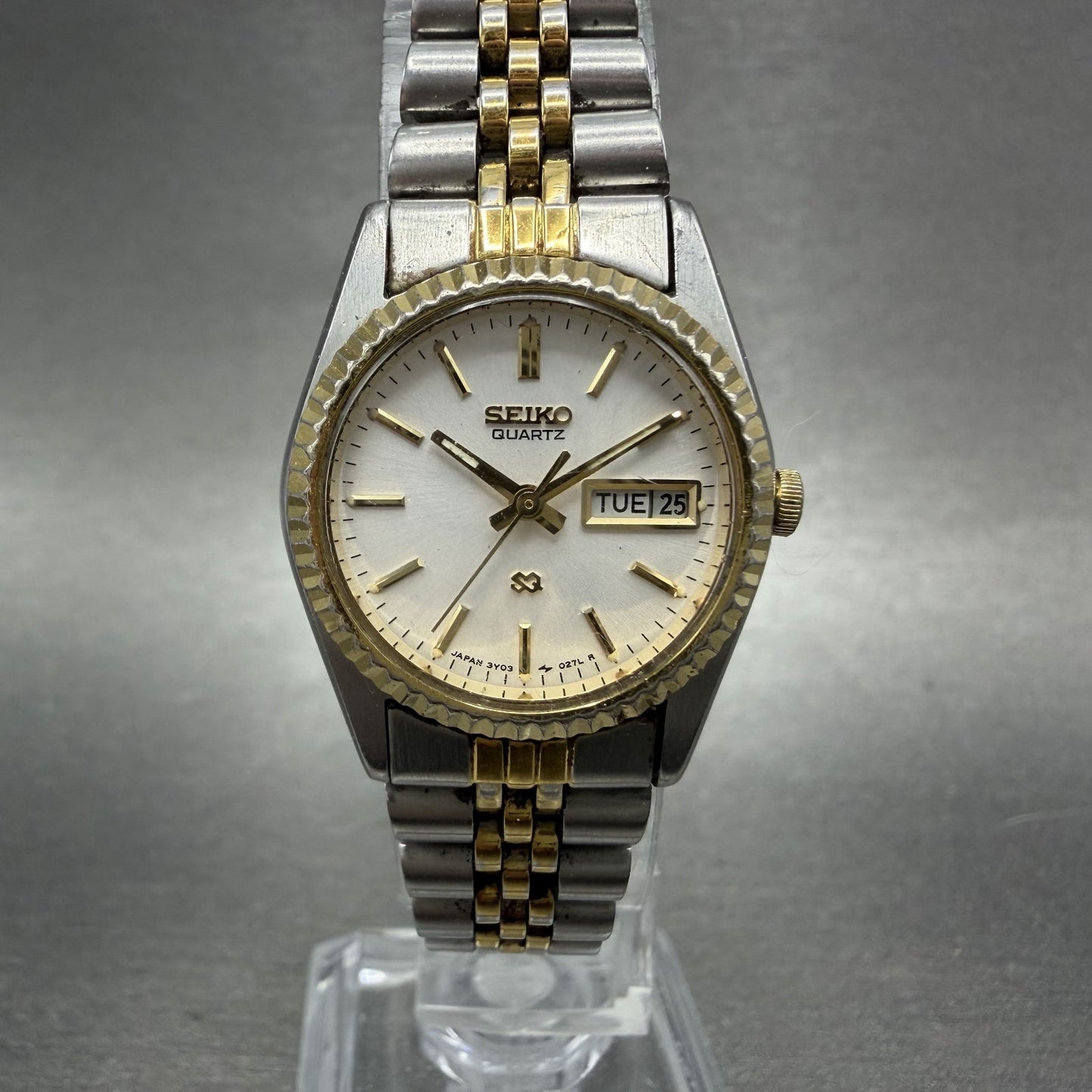 Seiko SQ Watch Women 24mm White Dial Two Tone Daydate 3y030169 New Battery iw200