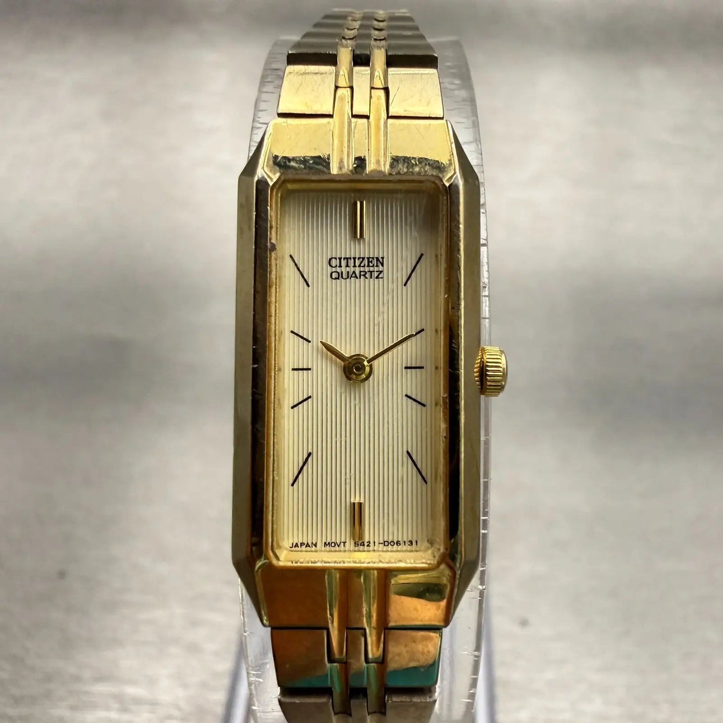 Citizen Watch Women 13mm Champagne Dial Gold Tone Rectangle 5421-S96460 New Batt0