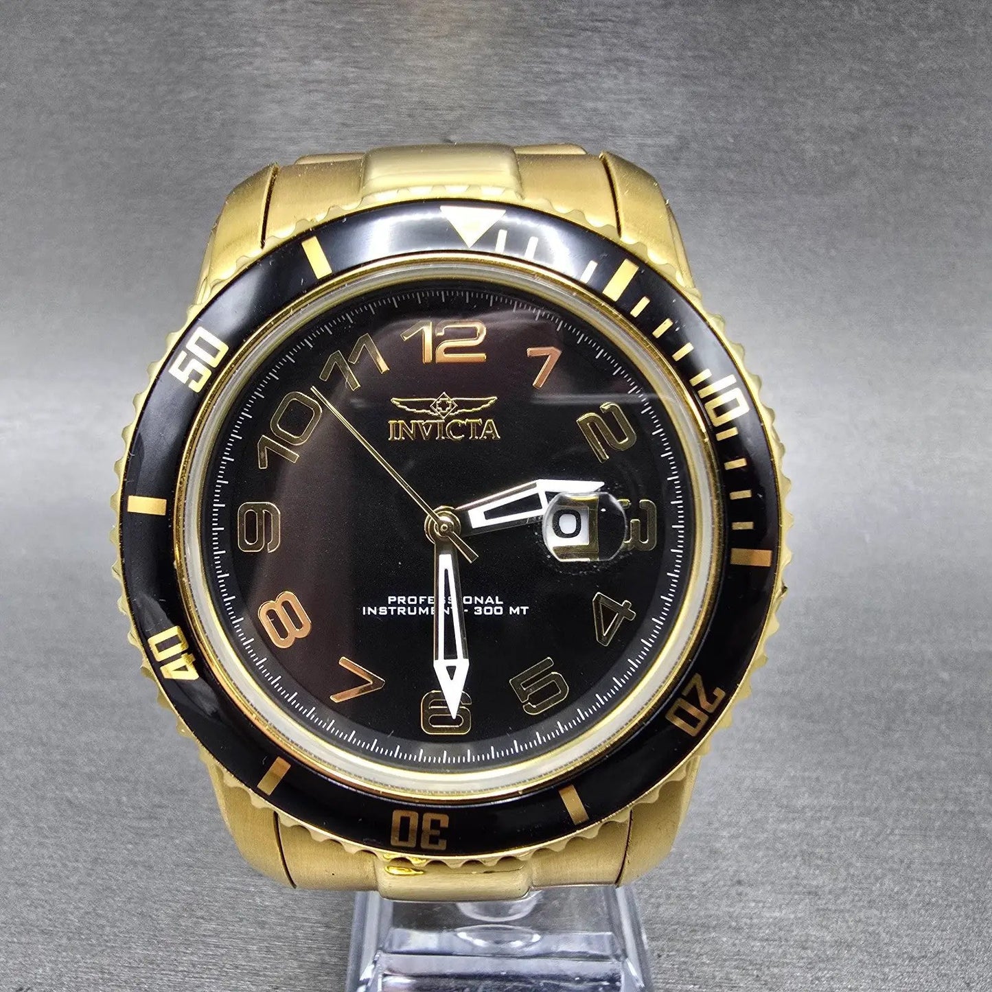 Invicta Pro Diver Watch Men 48mm Black Dial Gold Tone Date Round 15346 PARTS0