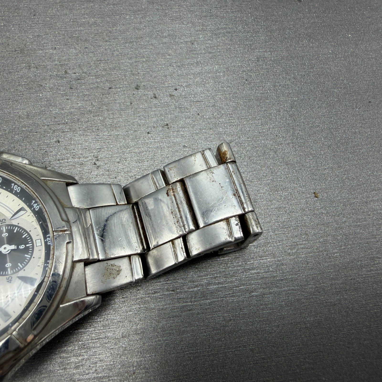 Seiko Wired Chronograph Watch Men 40mm Silver Dial Silver Tone Date BROKEN BAND7