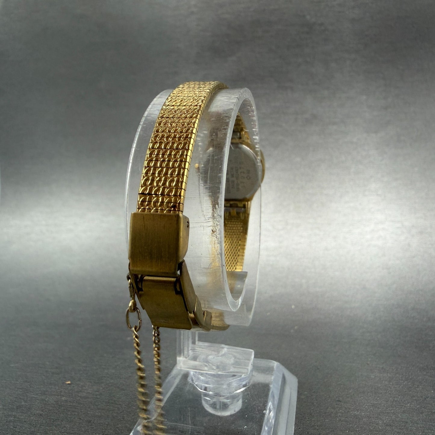Citizen Watch Women 18mm Black Dial Gold Tone Round 5930-R02467 New Battery ABCD7