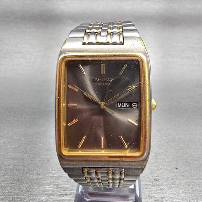 Seiko Watch Men 28mm Gray Dial Two Tone Daydate Rectangle 7N33-5A09 New Battery0