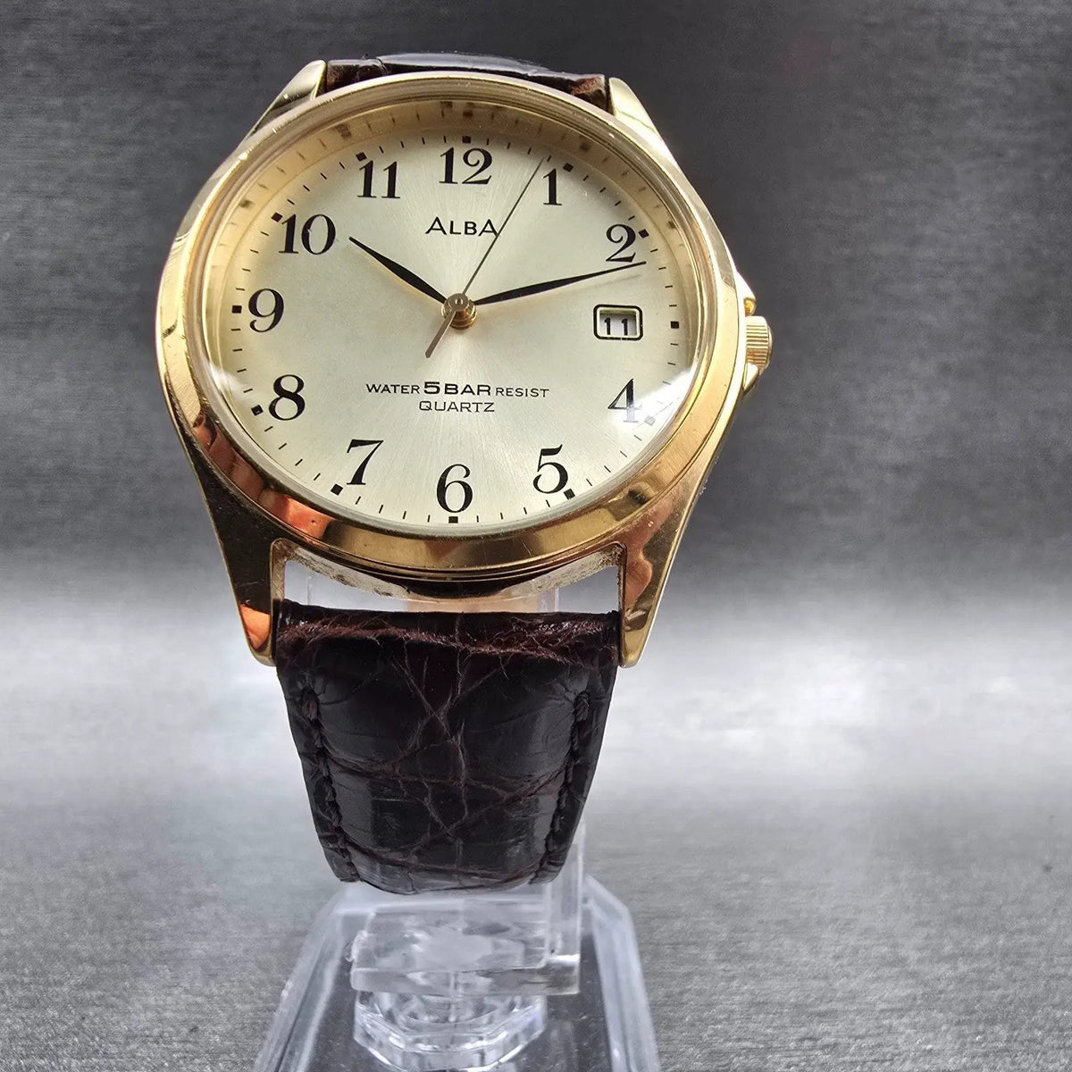 Seiko Alba Watch Men 33mm Champagne Dial Gold Tone Date Round V732-0D10 New Batt5