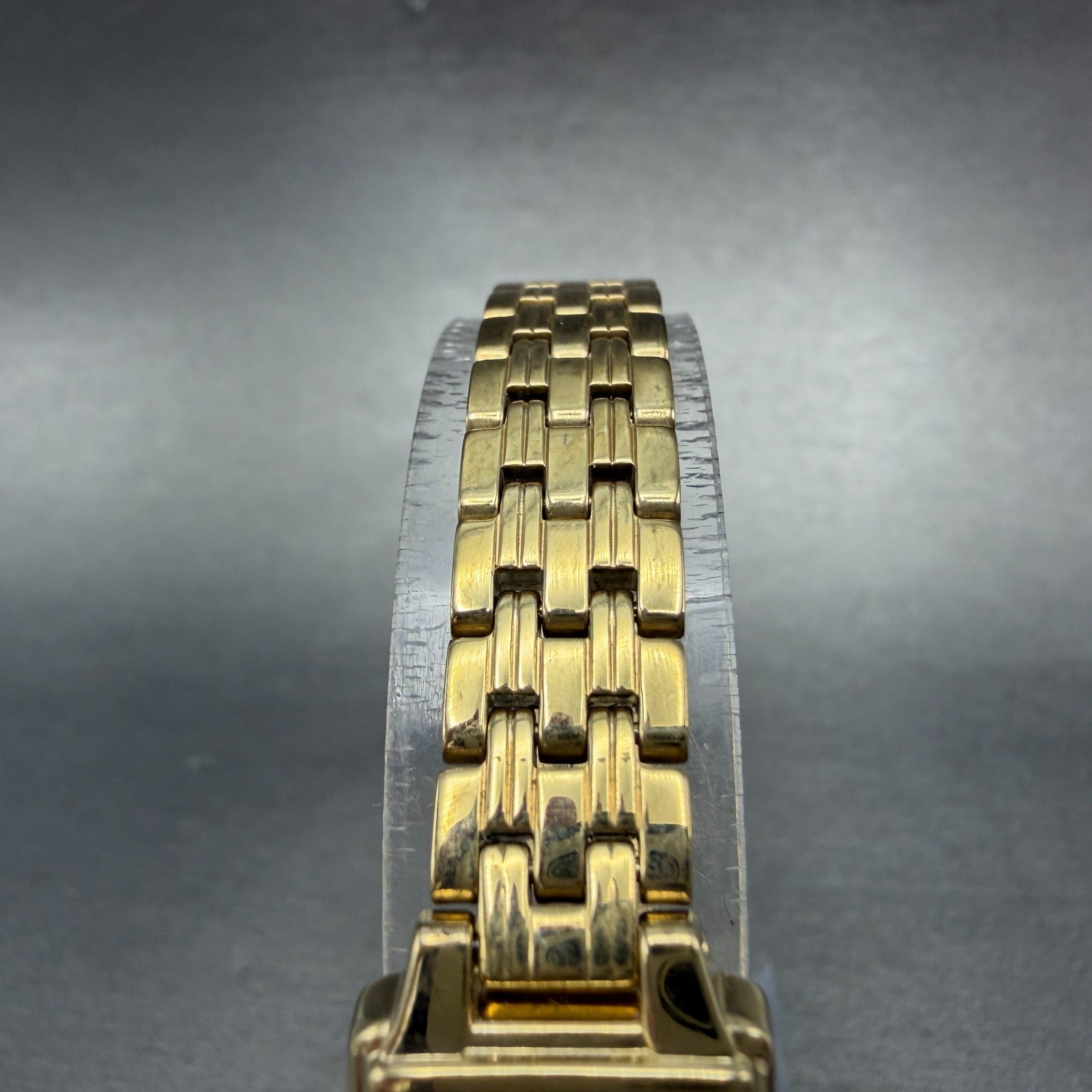Seiko Tank Watch Women 16mm Champagne Dial Gold Tone 1N01-0FH0 New Battery NHJ4