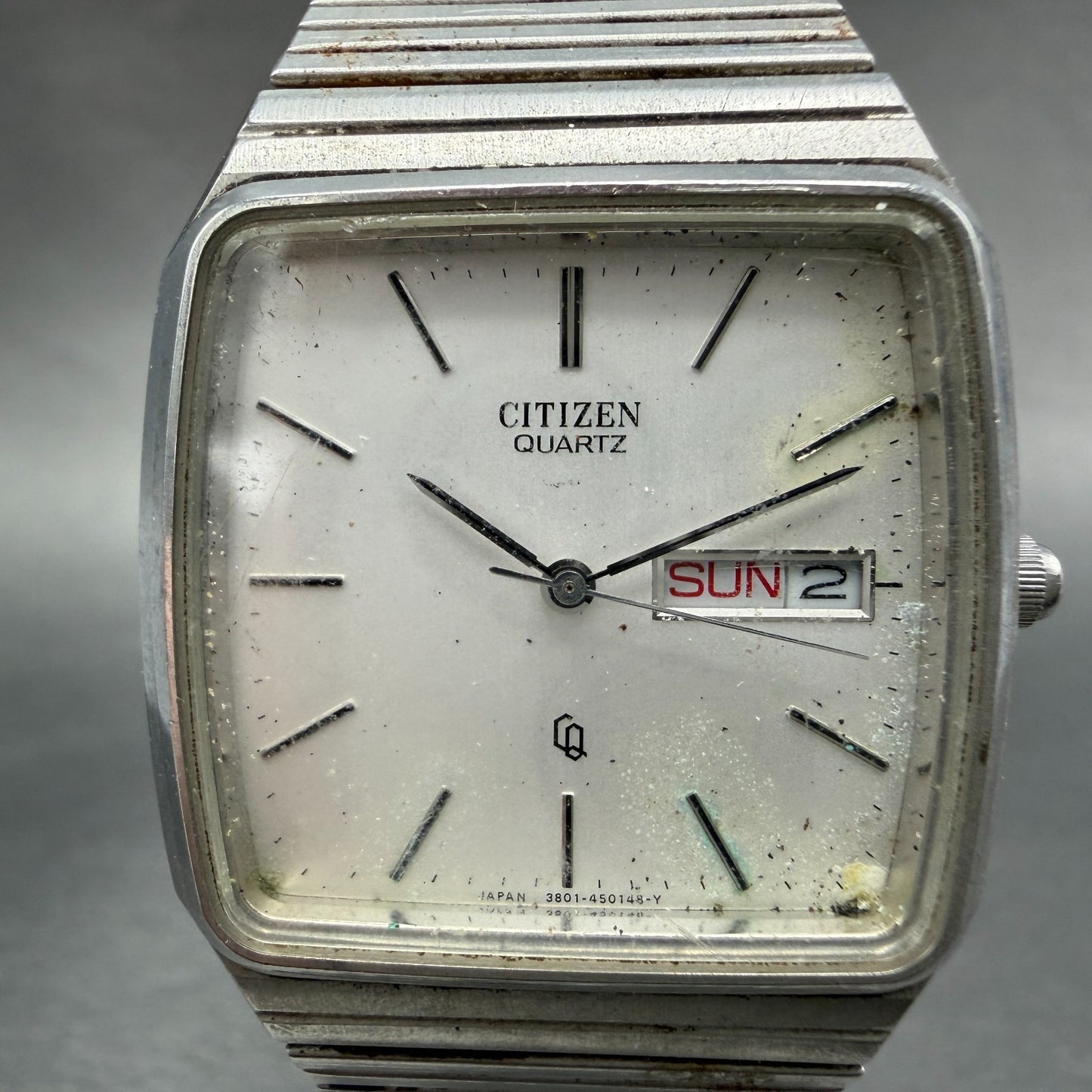 Citizen CQ Watch Men 32mm Silver Dial Silver Tone Daydate Rectangle New Battery1