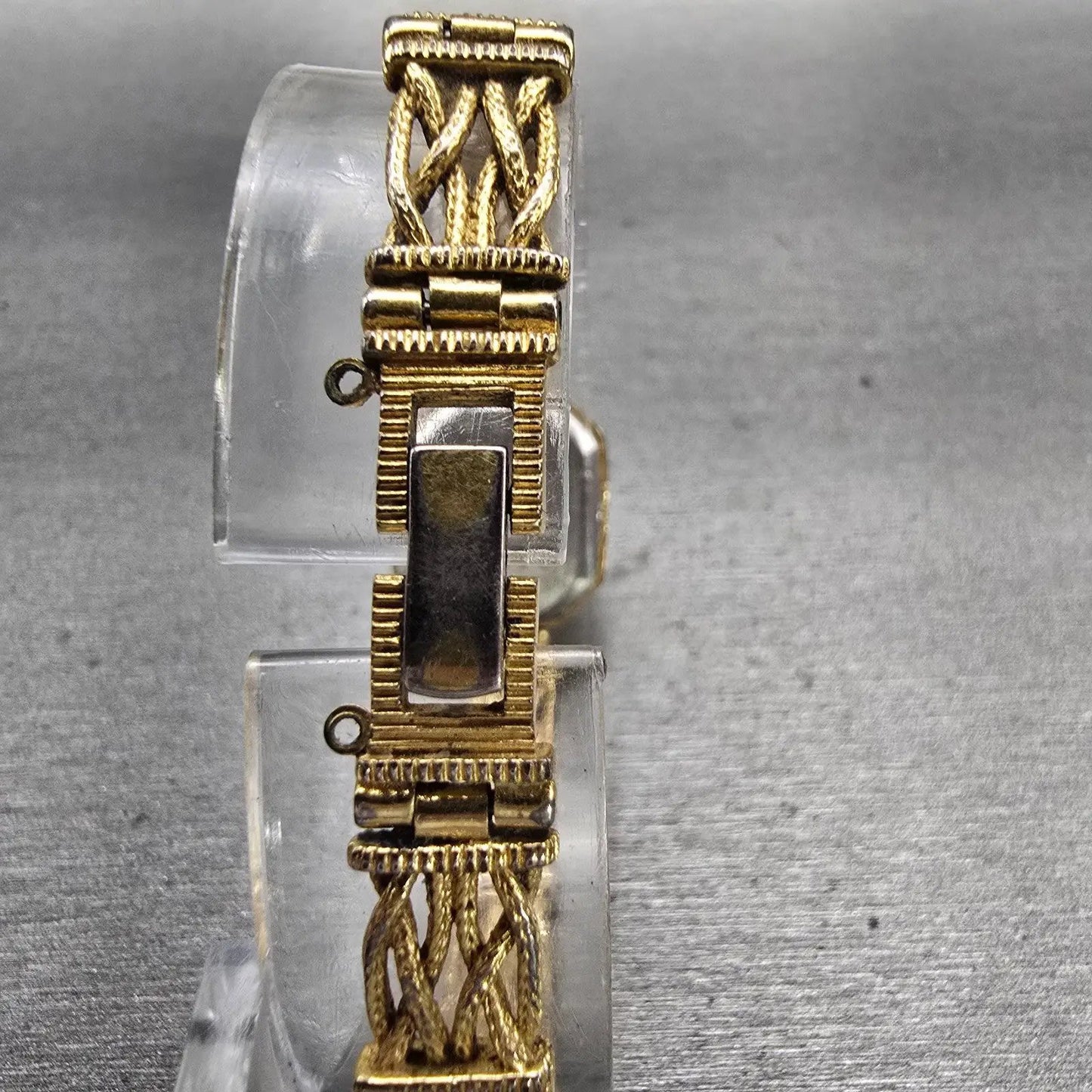 Seiko Watch Women 17mm Gold Dial Gold Tone Octagon 1400-8289 New Battery Vintage7