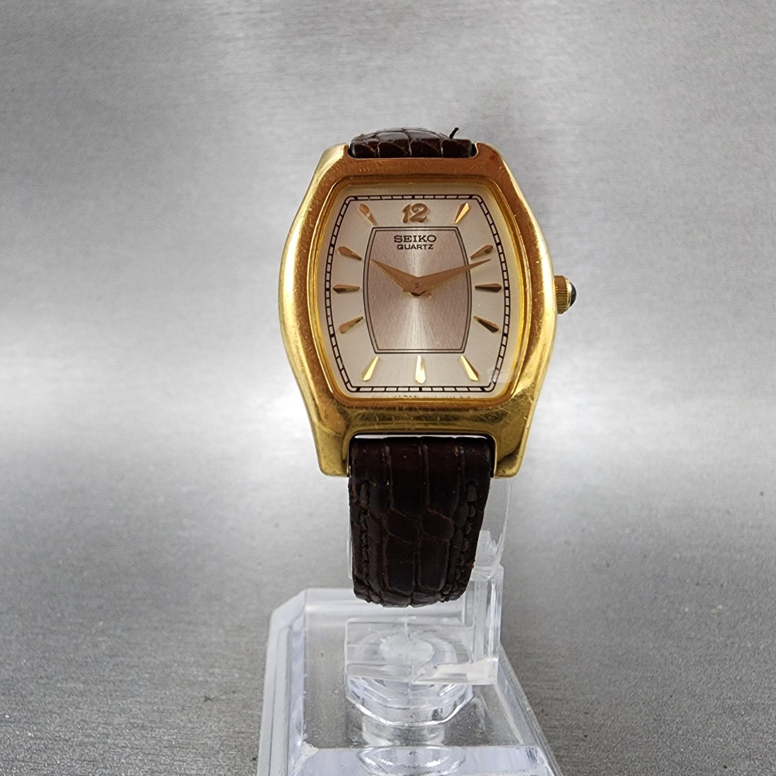 Seiko Watch Women 25mm White Dial Gold Tone Tonneau 4n006451 New Battery5