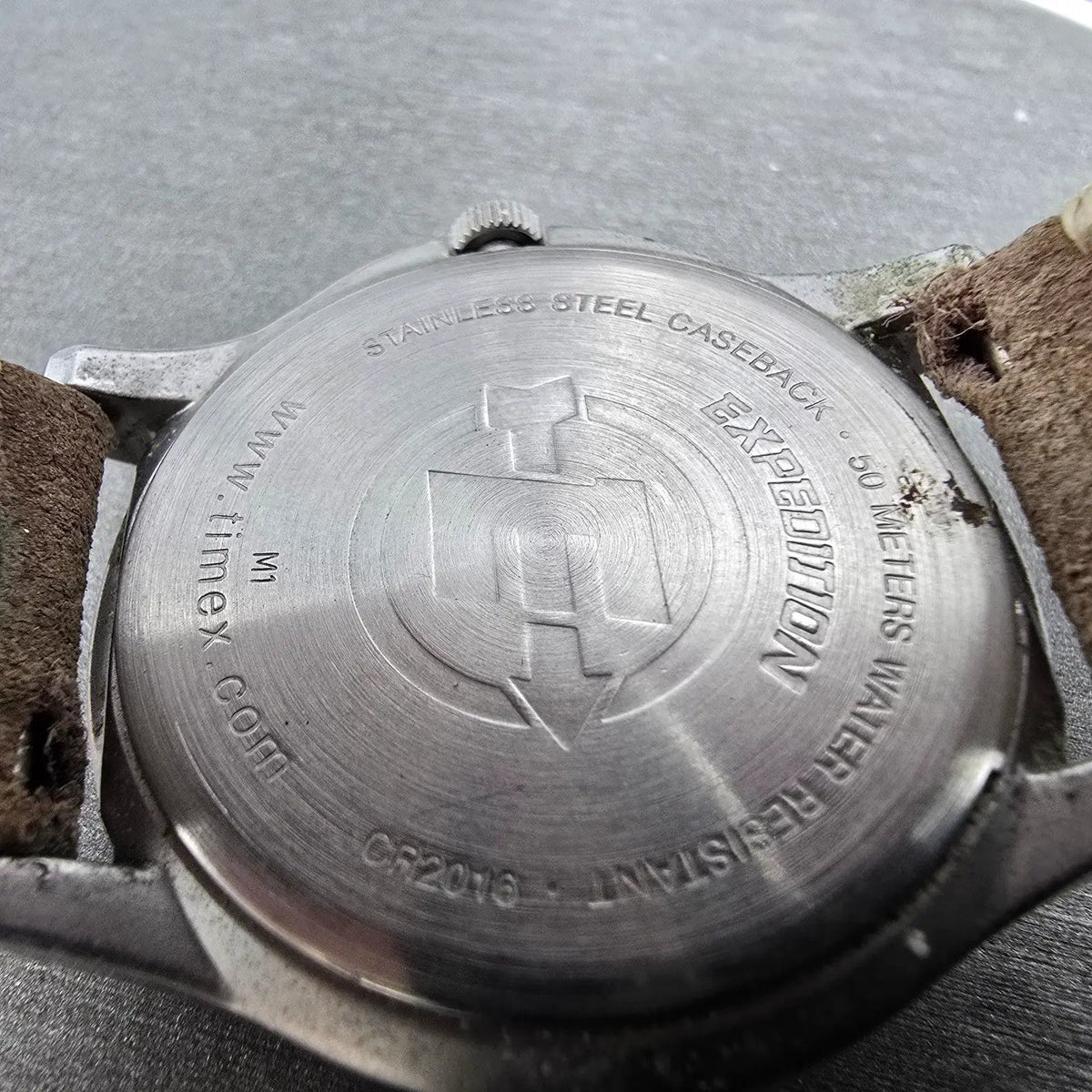 Timex Expedition Watch Men 39mm Gray Dial Silver Tone Date T40091 New Battery FG9