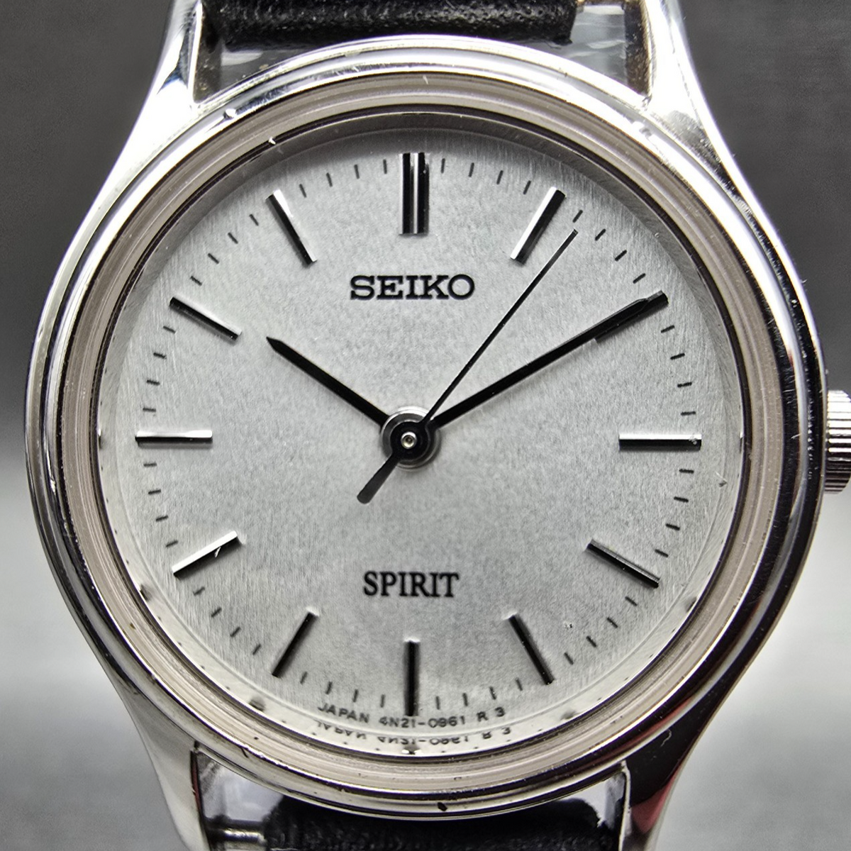 Seiko Watch Women 23mm Silver Dial Silver Tone Round 4N21-0450 New Battery1