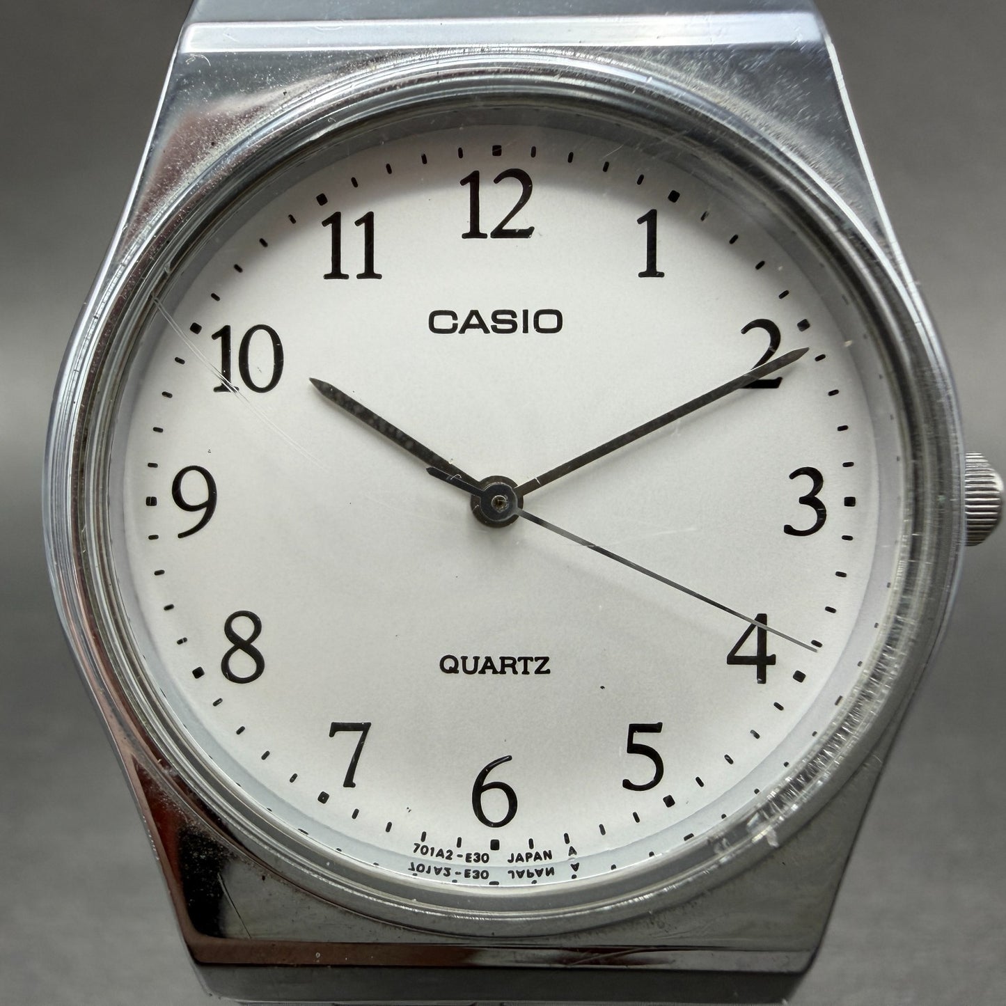 Casio MQ-336 Watch Men 33mm White Dial Silver Tone Round New Battery Vintage HJK1