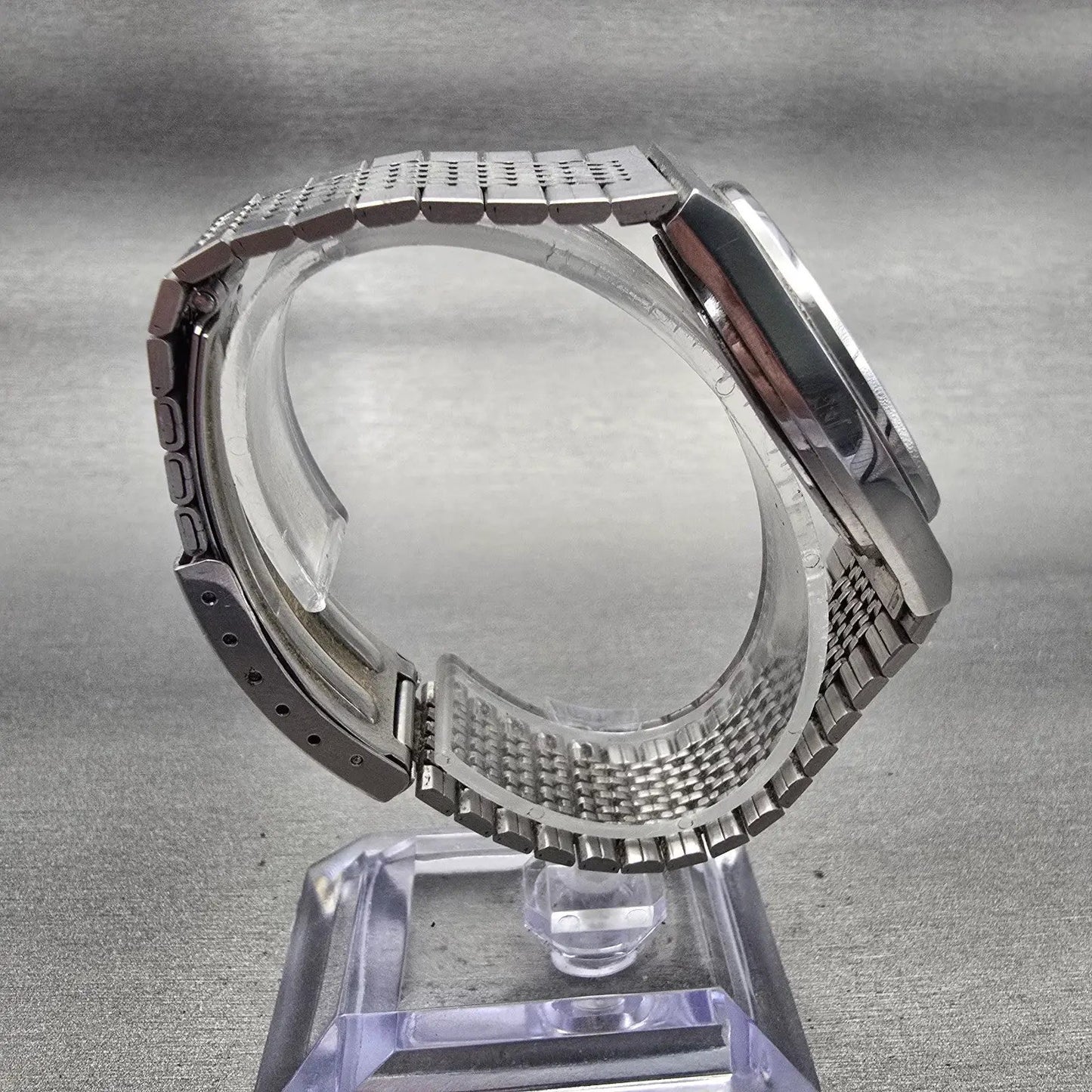 Seiko Chronos Watch Men 34mm Silver Dial Silver Tone Daydate 5H23-7D20 New Batt8