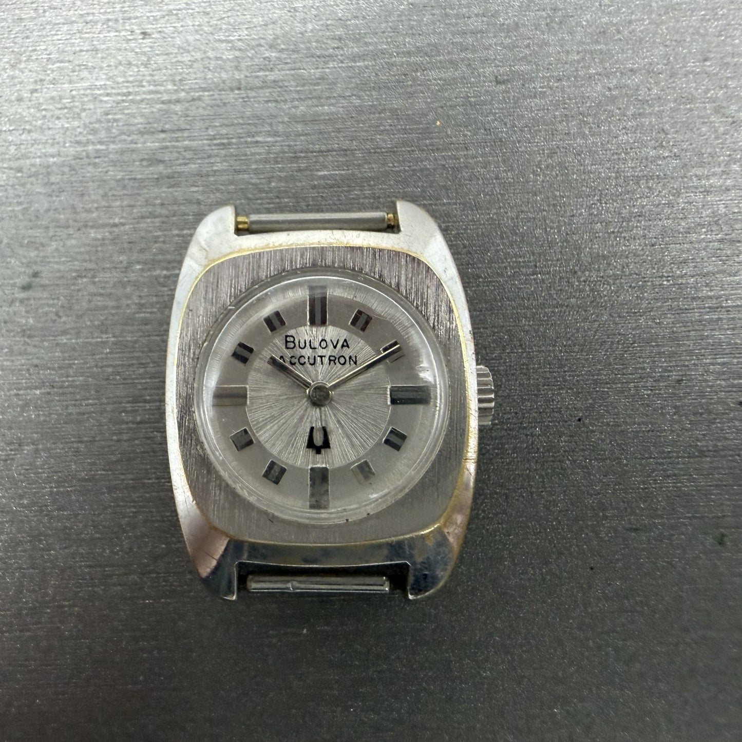 Bulova Accutron Watch Women 20mm Silver Dial White Gold Plated Tunning Fork Runs0