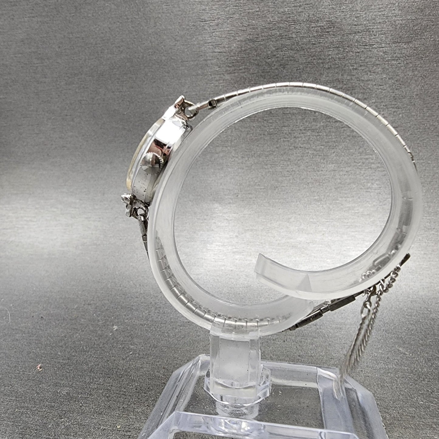 Citizen Fine Citizen Watch Women 14mm Silver Dial Silver Tone Oval Manual Runs6
