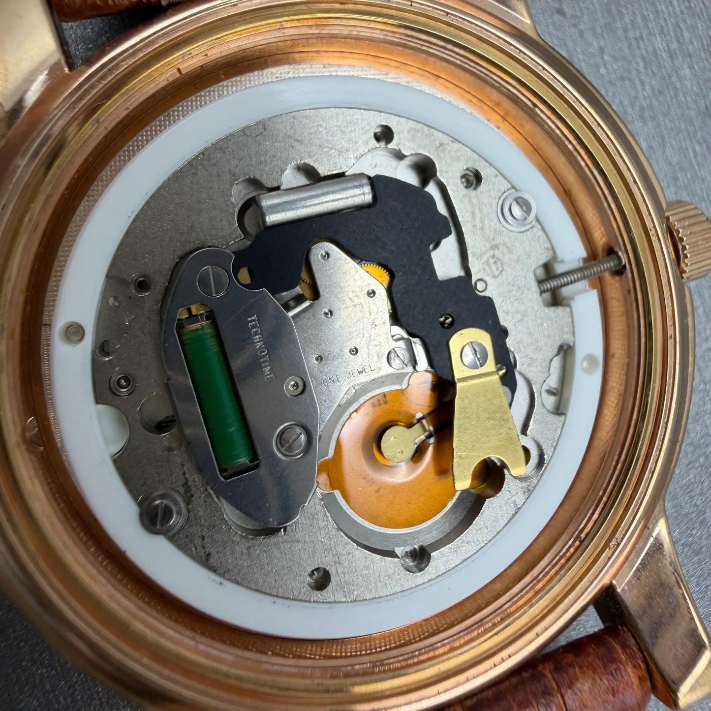 48104642