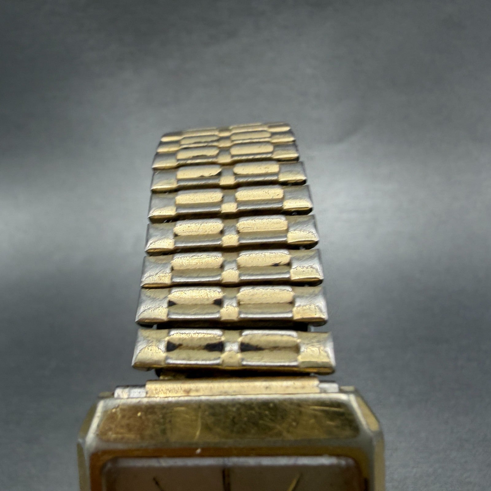 Seiko Tank Watch Men 28mm Champagne Dial Gold Tone Rectangle 7810-5029 PARTS5