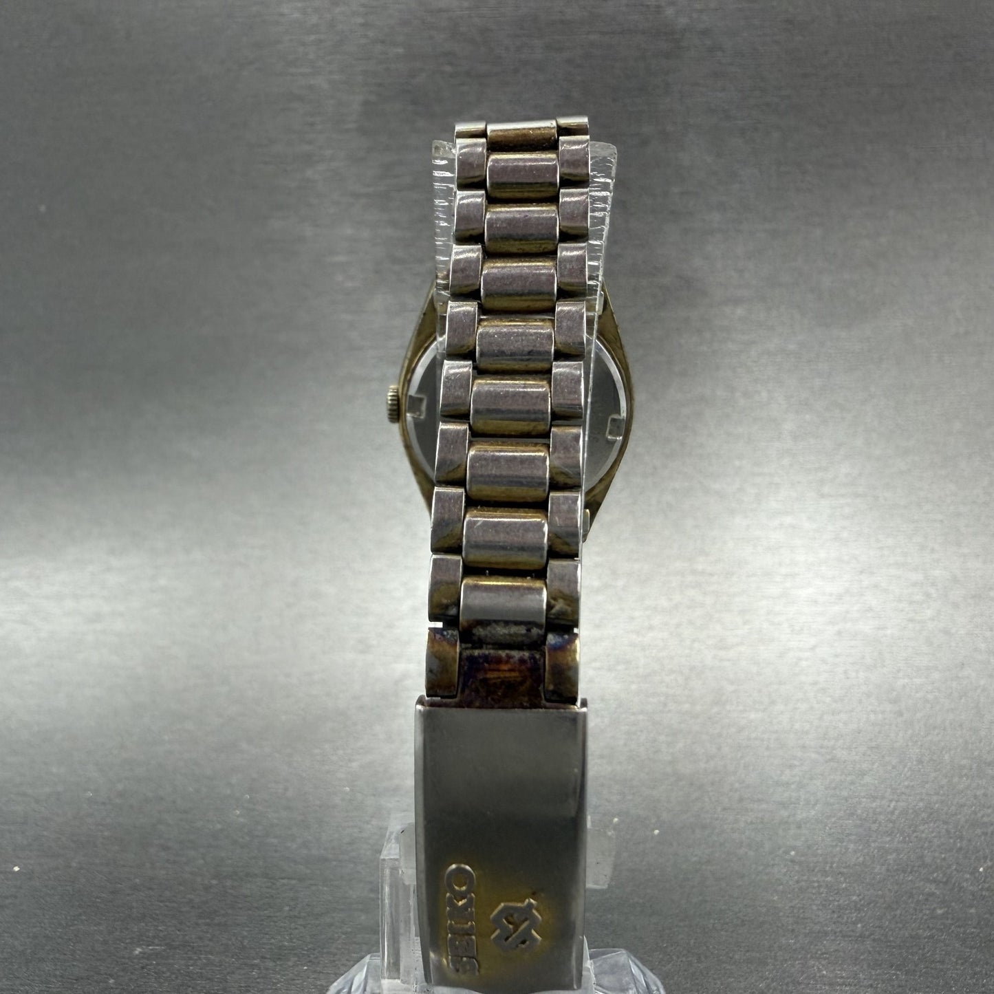 Seiko SQ Watch Women 25mm Champagne Dial Gold Tone Daydate 8523-0059 New Battery7