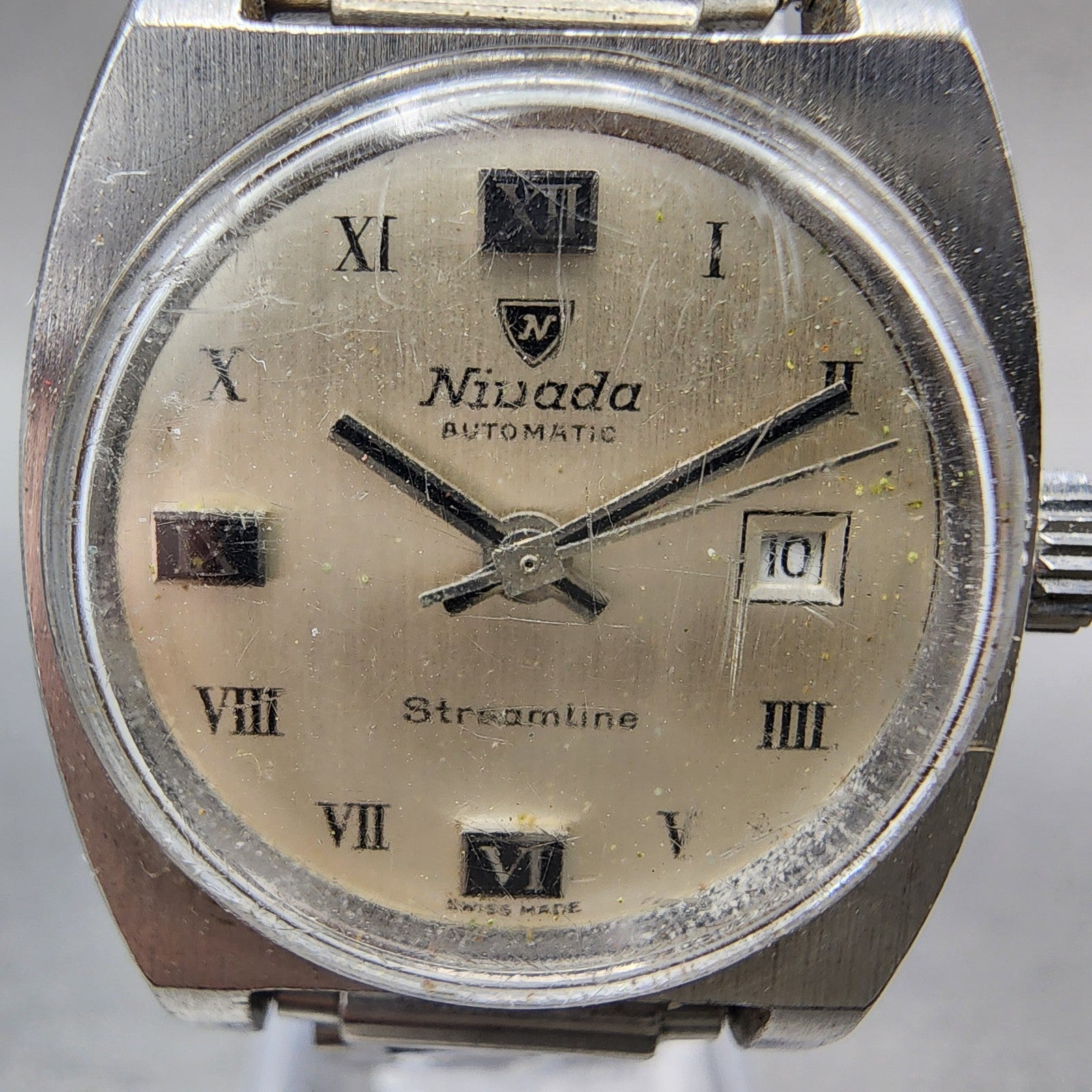 Nivada Streamline Automatic Watch Women 26mm Silver Dial Silver Tone Date Runs1