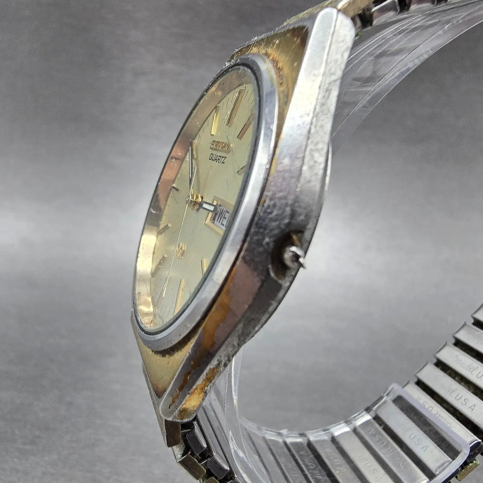 Seiko SQ Watch Men 35mm Champagne Dial Gold Tone Daydate Round 8123-7049 PARTS3