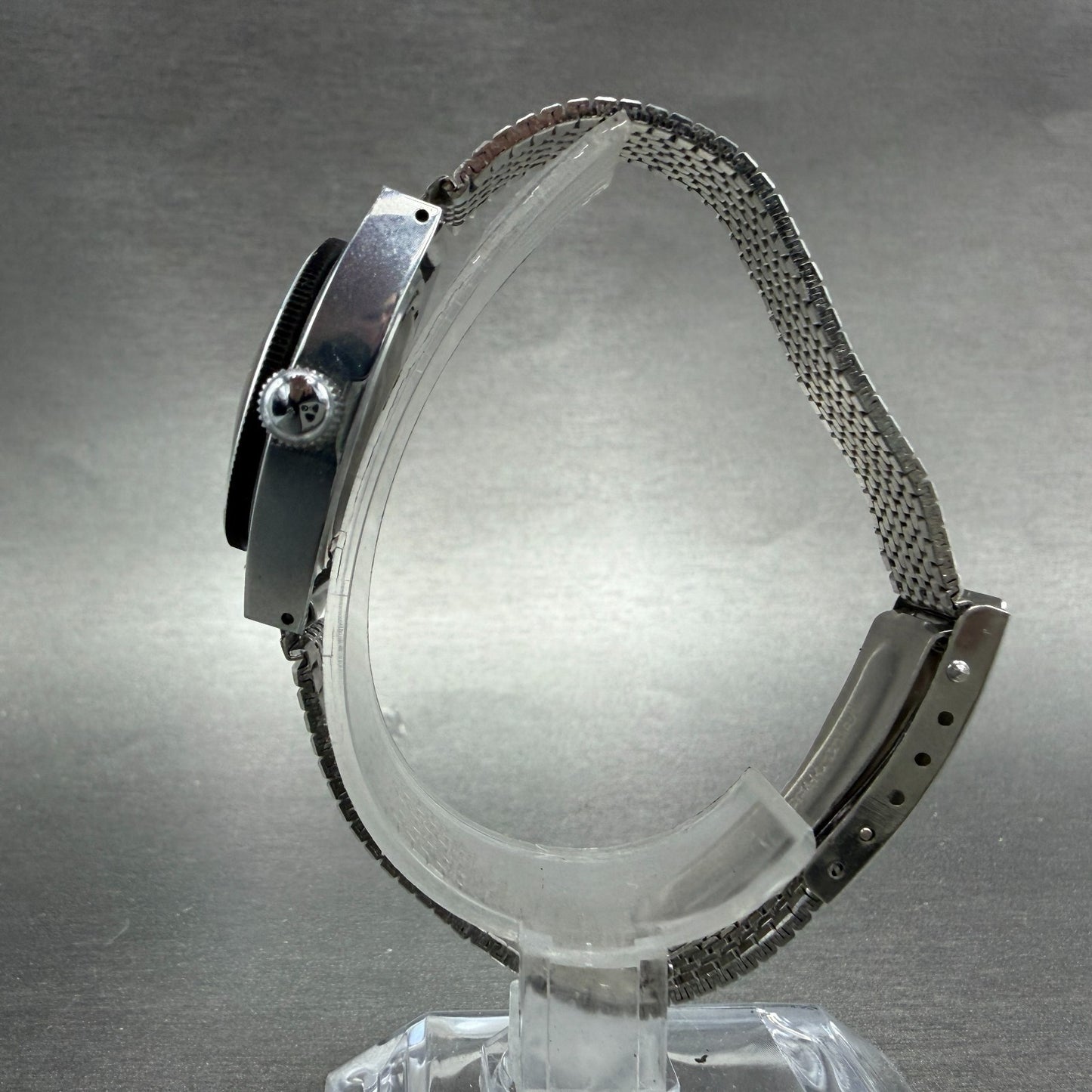 Zaria Dive Watch Women 24mm White Dial Silver Tone Manual Wind Runs Vintage USSR6