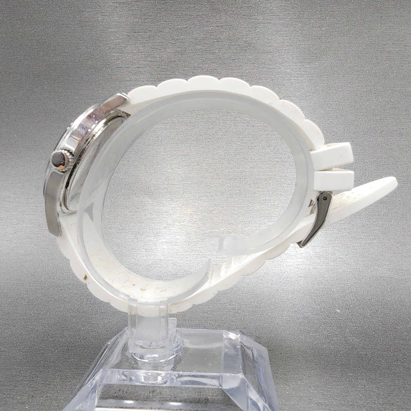 Coach Maddy Watch Women 34mm White Dial Silver Tone Band New Battery6