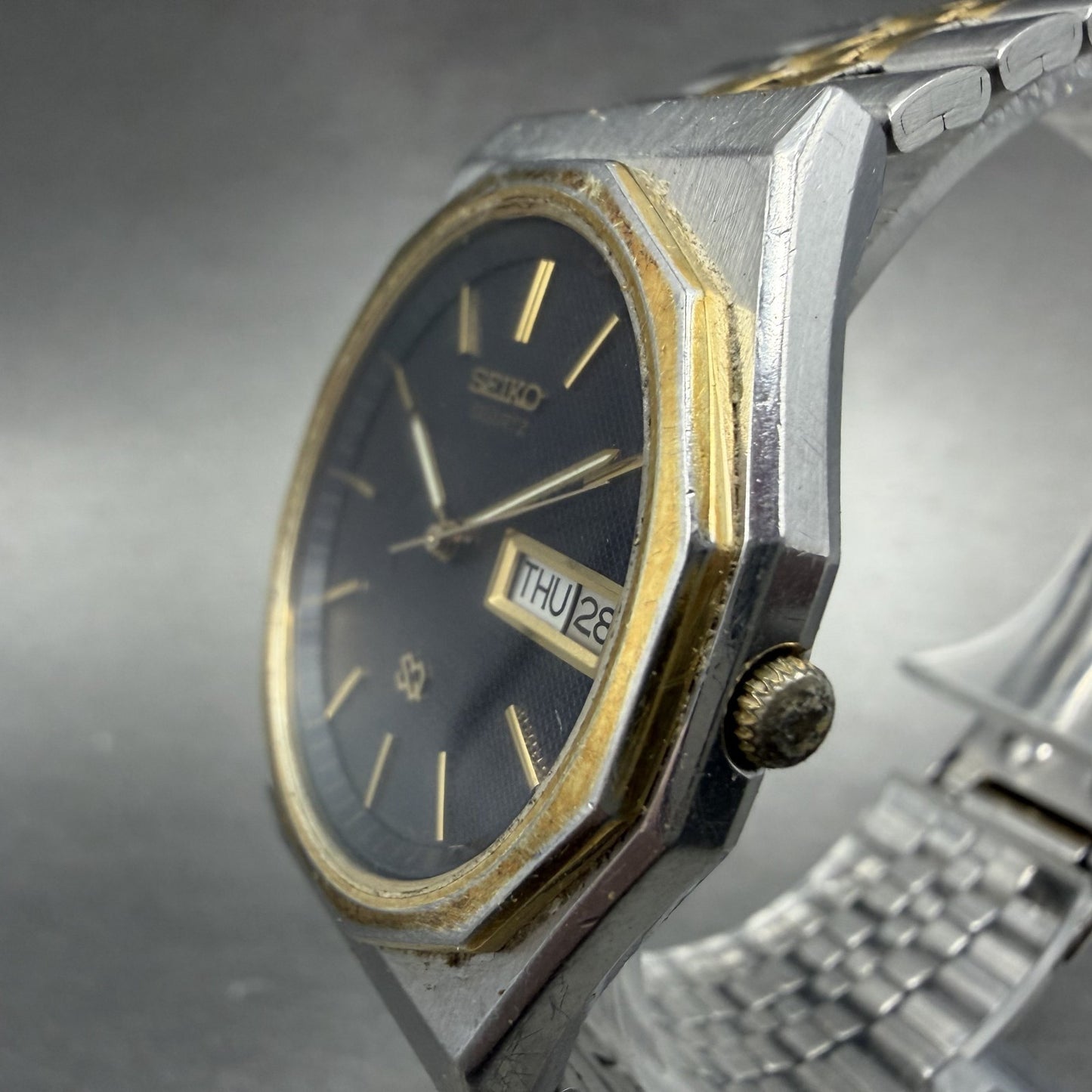 Seiko SQ Watch Men 33mm Blue Dial Two Tone Daydate Vintage 8C23-6059 New Battery2