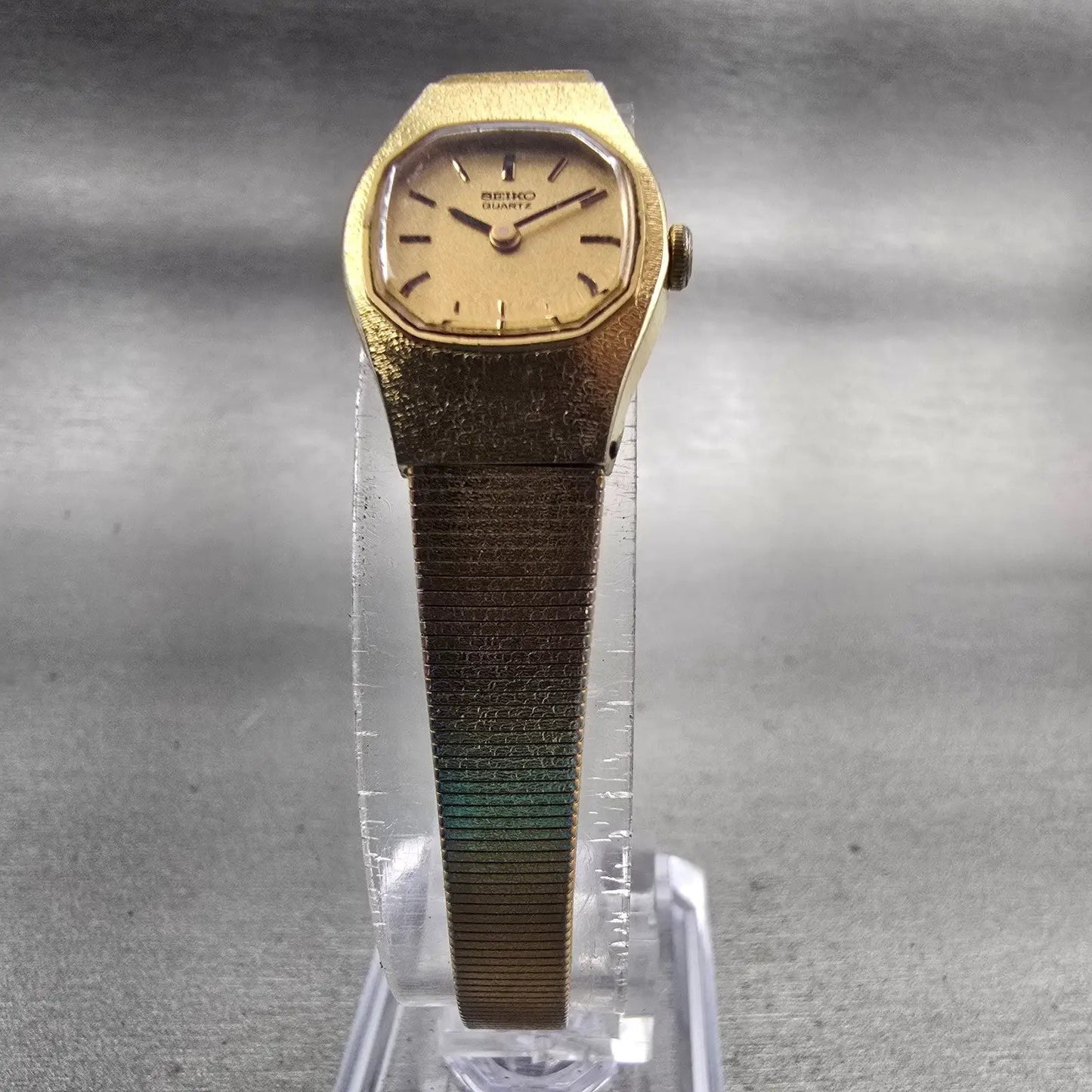 Seiko Watch Women 16mm Gold Dial Gold Tone Oval 2C20-5309 New Battery Vintage5