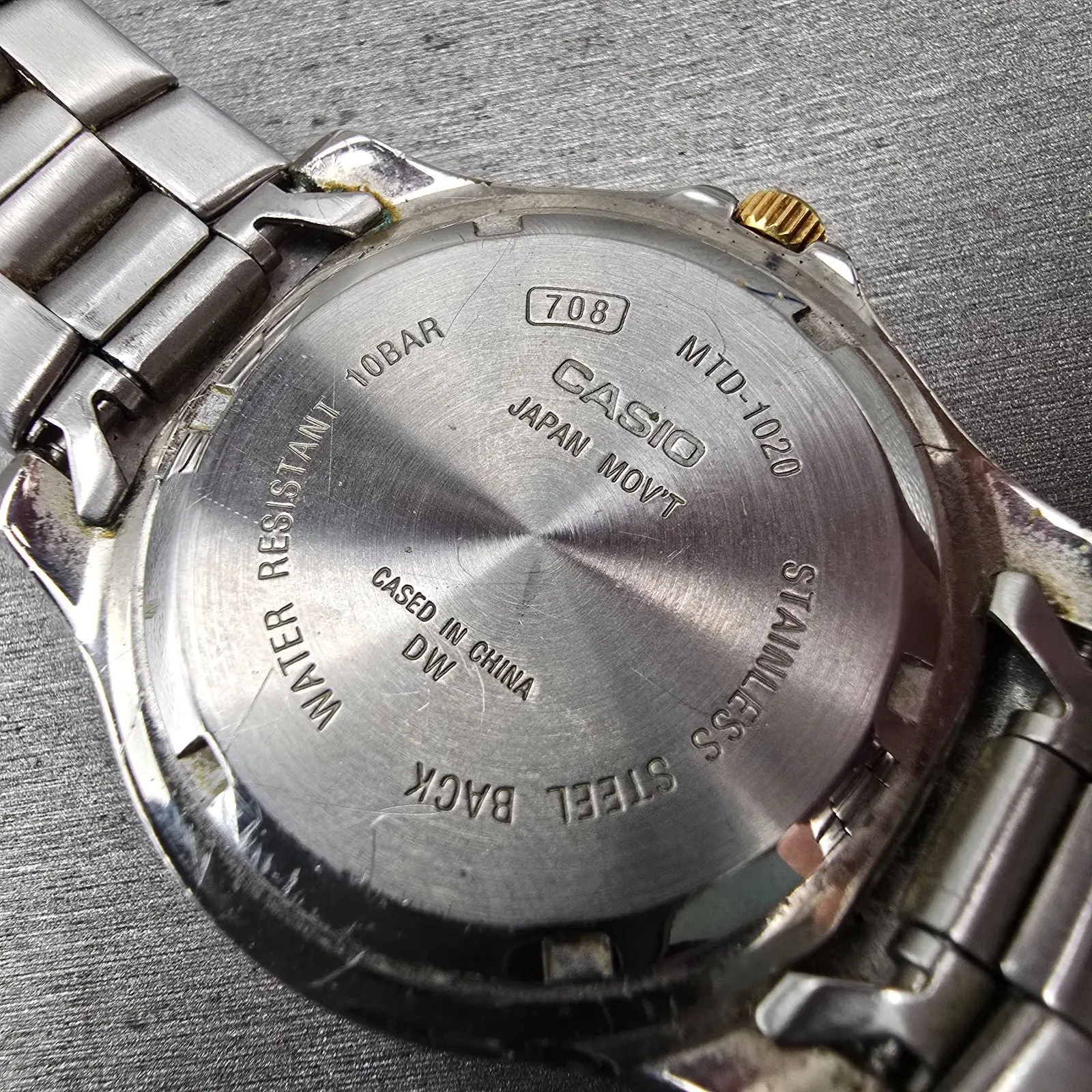 Casio Watch Men 38mm Champagne Dial Two Tone Date Round MTD-1020 New Battery10