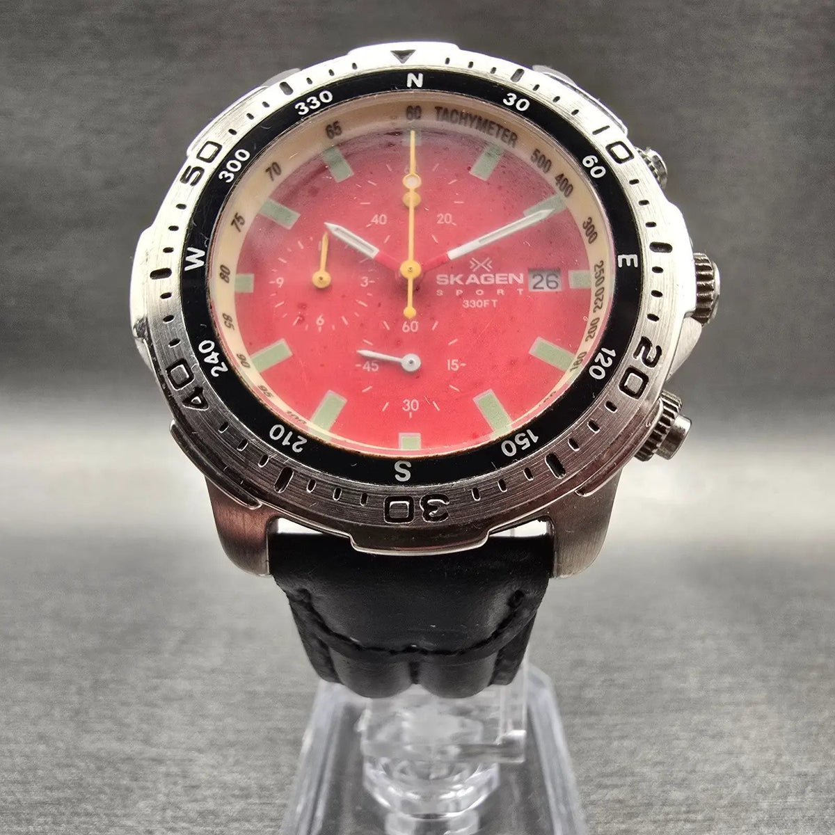 Skagen Chronograph Watch Men 41mm Red Dial Silver Tone Date 12USNR New Battery5